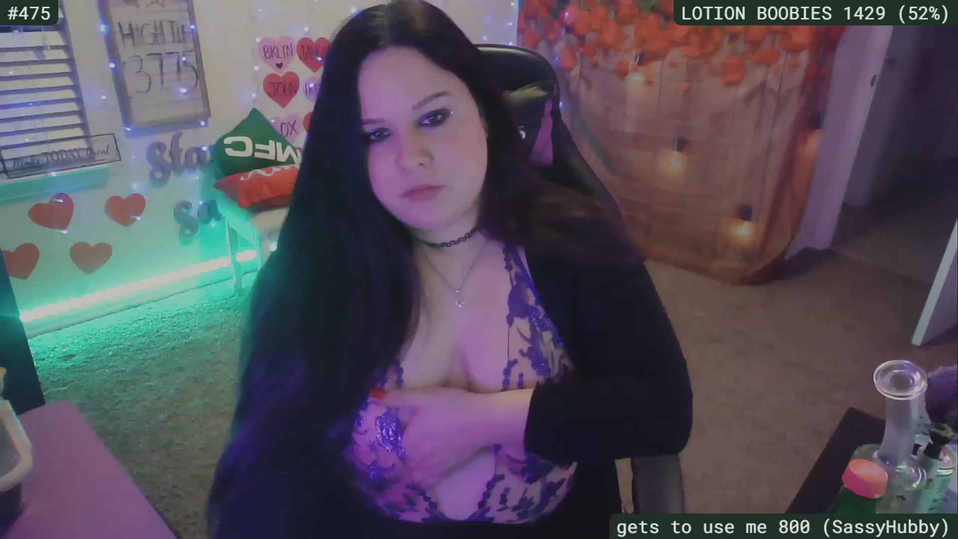 Gallery image thumbnail from SassySarah94's myfreecams stream on, 02/25/2023, 07:18 image 5 of 20