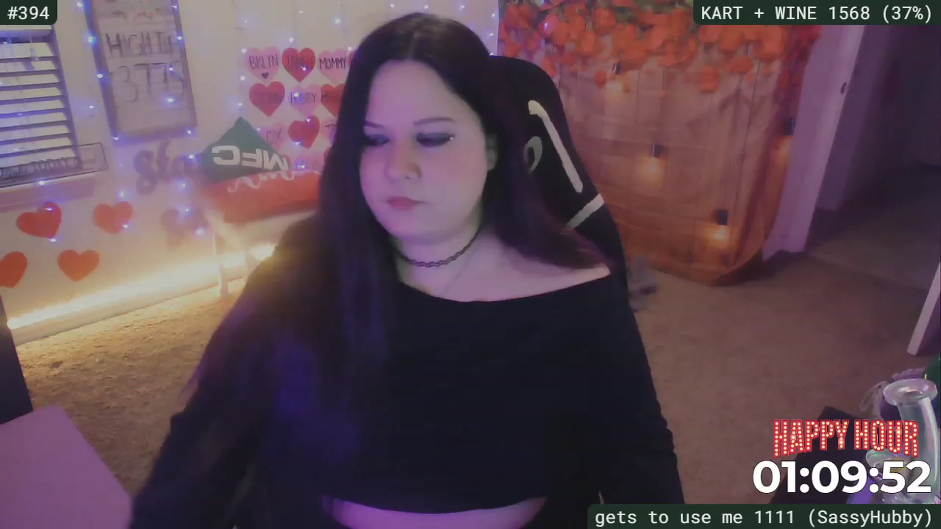 Gallery image thumbnail from SassySarah94's myfreecams stream on, 02/26/2023, 04:54 image 7 of 20