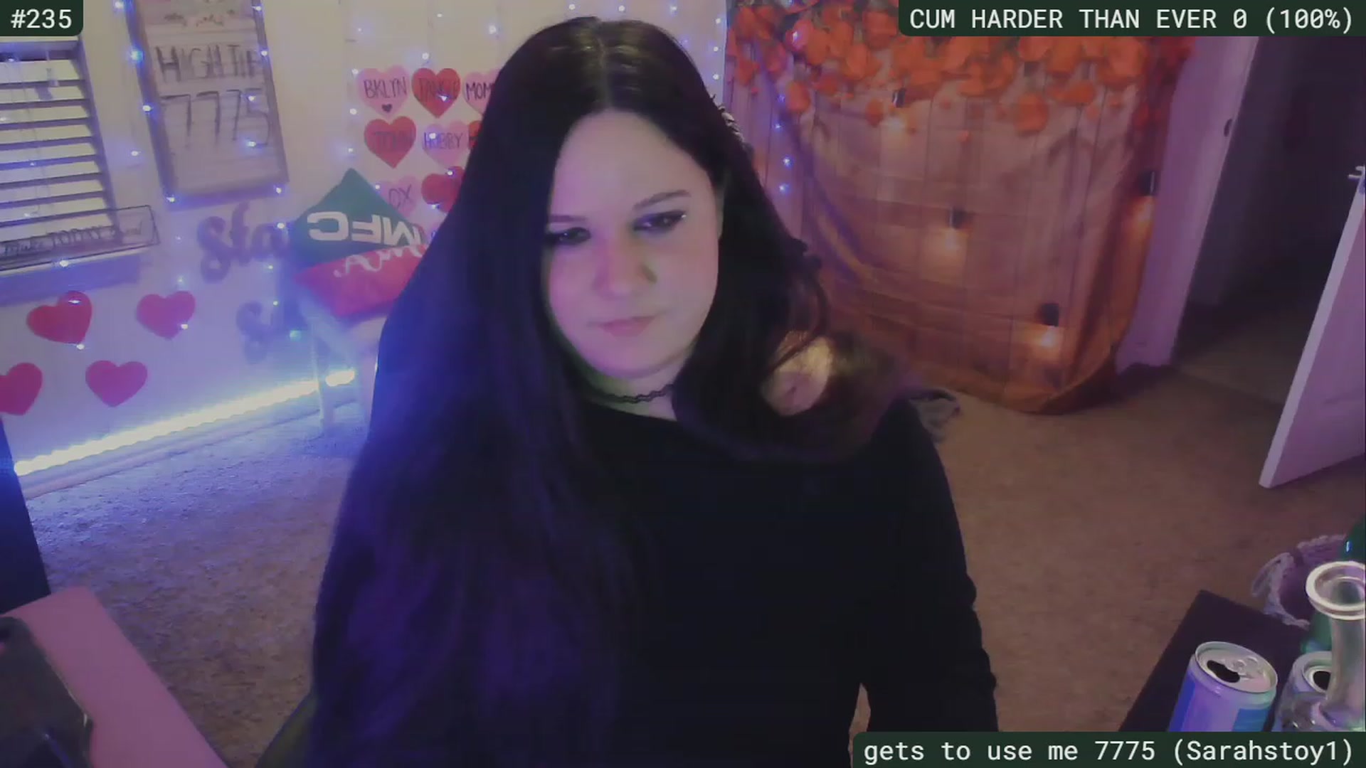 Gallery image thumbnail from SassySarah94's myfreecams stream on, 02/26/2023, 06:24 image 19 of 20