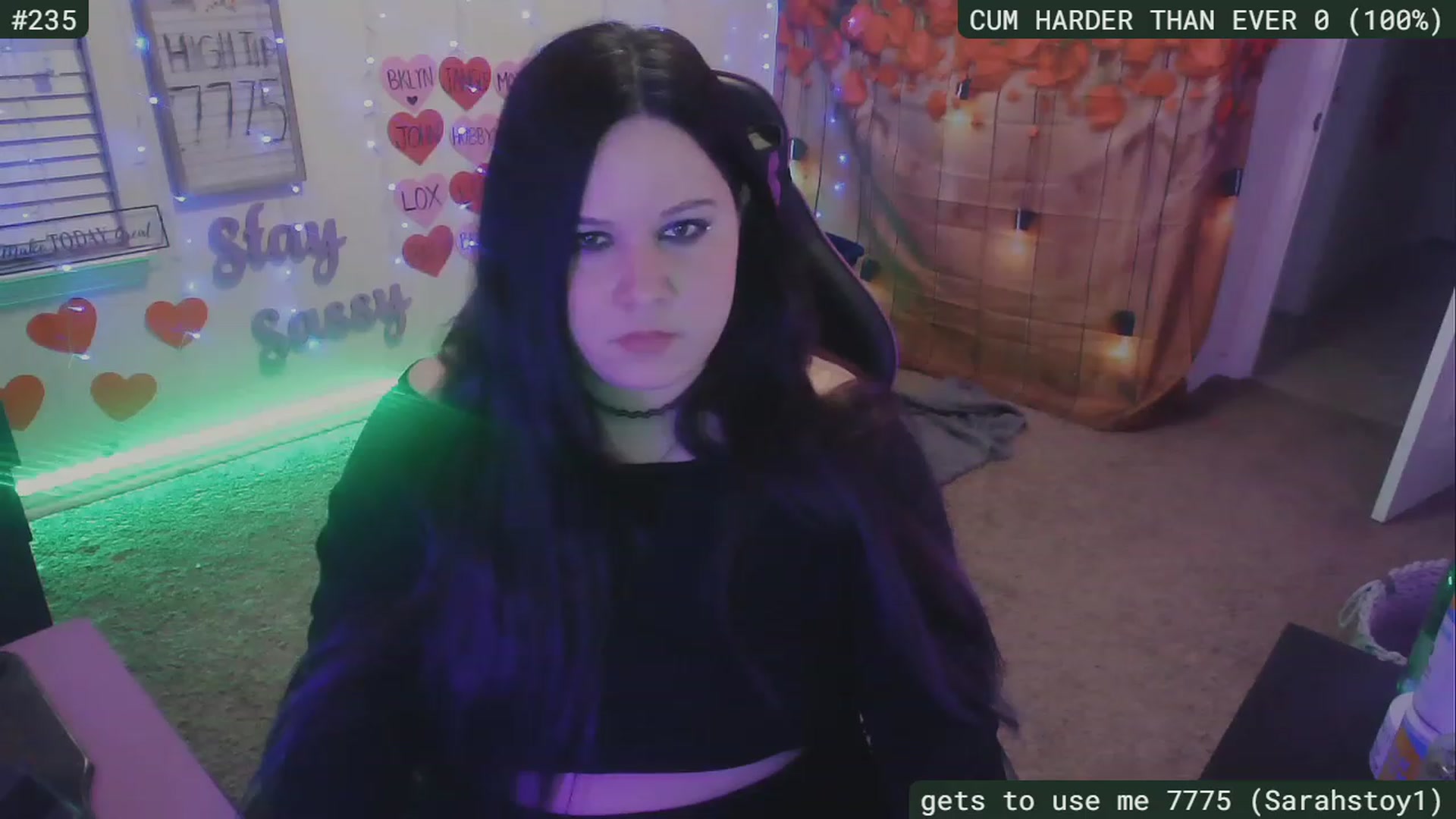 Gallery image thumbnail from SassySarah94's myfreecams stream on, 02/26/2023, 07:52 image 7 of 20