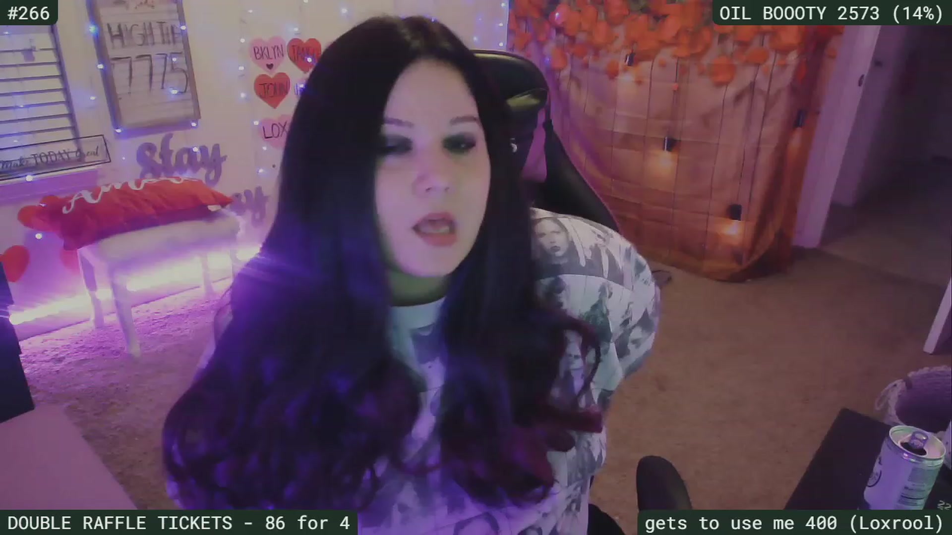 Gallery image thumbnail from SassySarah94's myfreecams stream on, 02/28/2023, 04:55 image 13 of 20