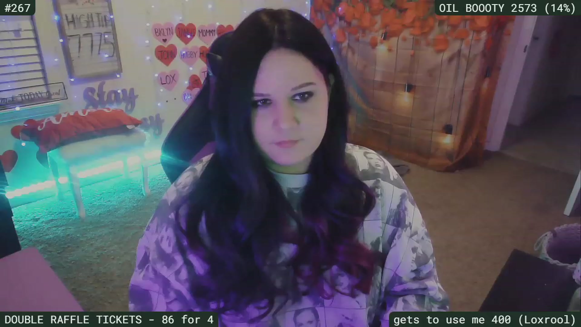 Gallery image thumbnail from SassySarah94's myfreecams stream on, 02/28/2023, 04:55 image 7 of 20