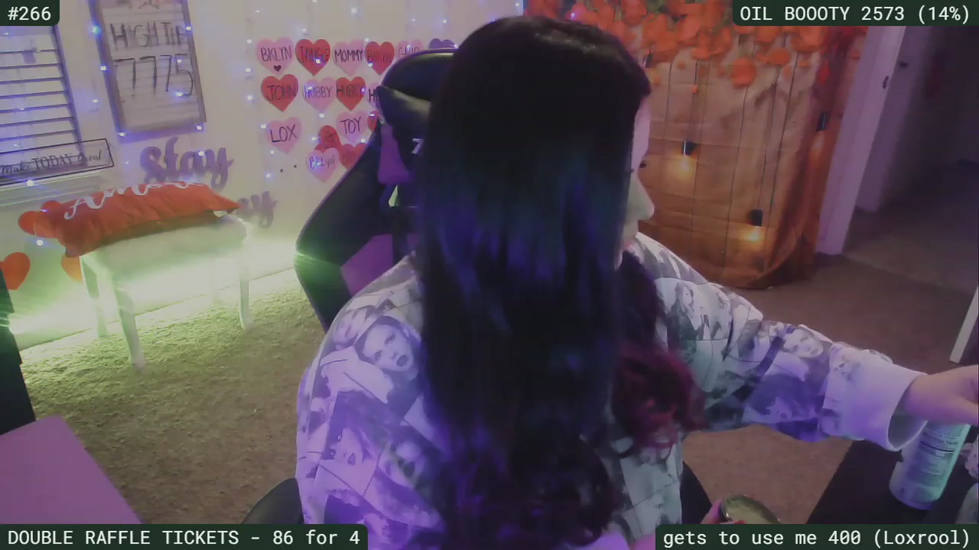 Gallery image thumbnail from SassySarah94's myfreecams stream on, 02/28/2023, 04:55 image 9 of 20