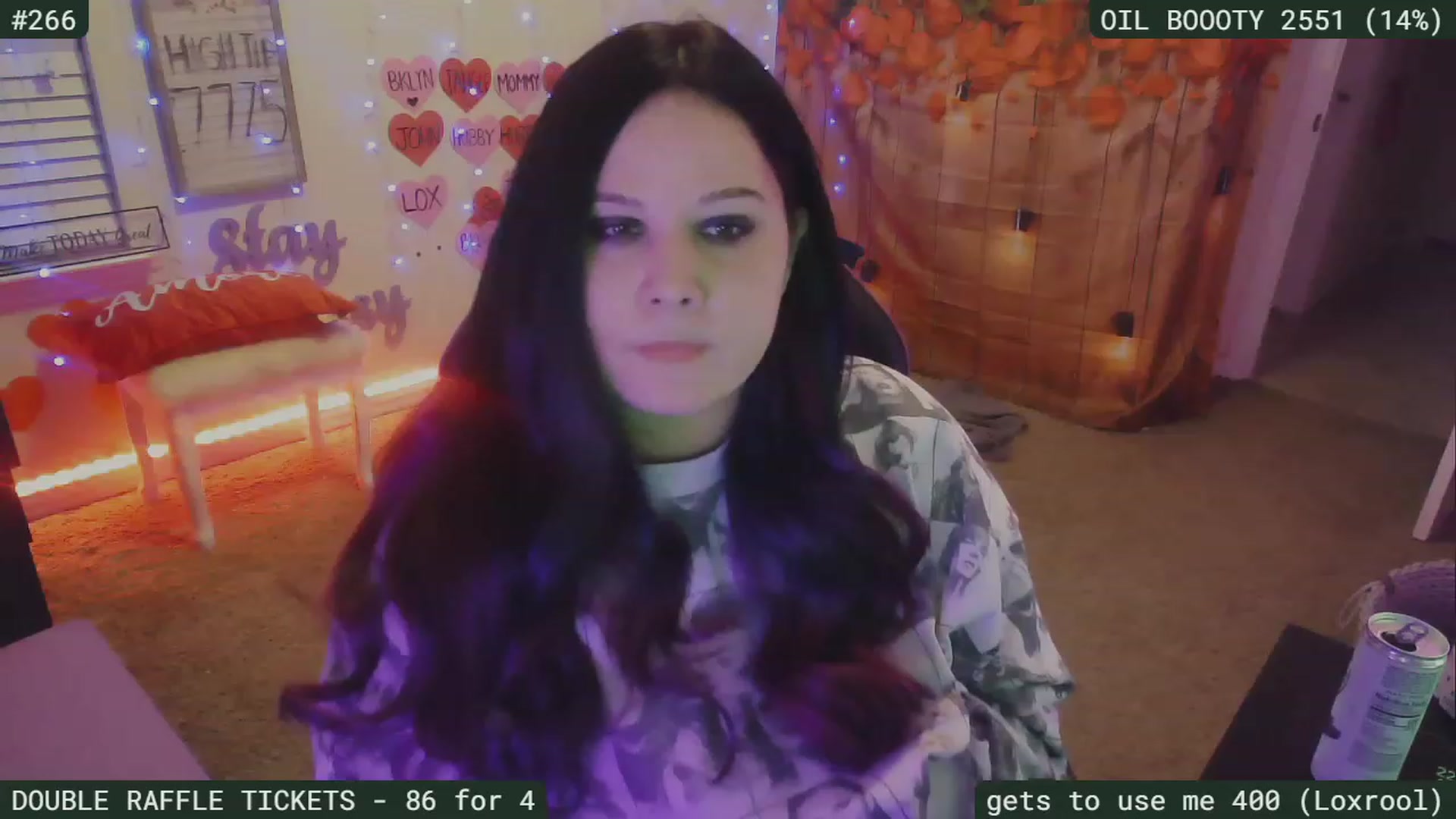 Gallery image thumbnail from SassySarah94's myfreecams stream on, 02/28/2023, 04:55 image 16 of 20