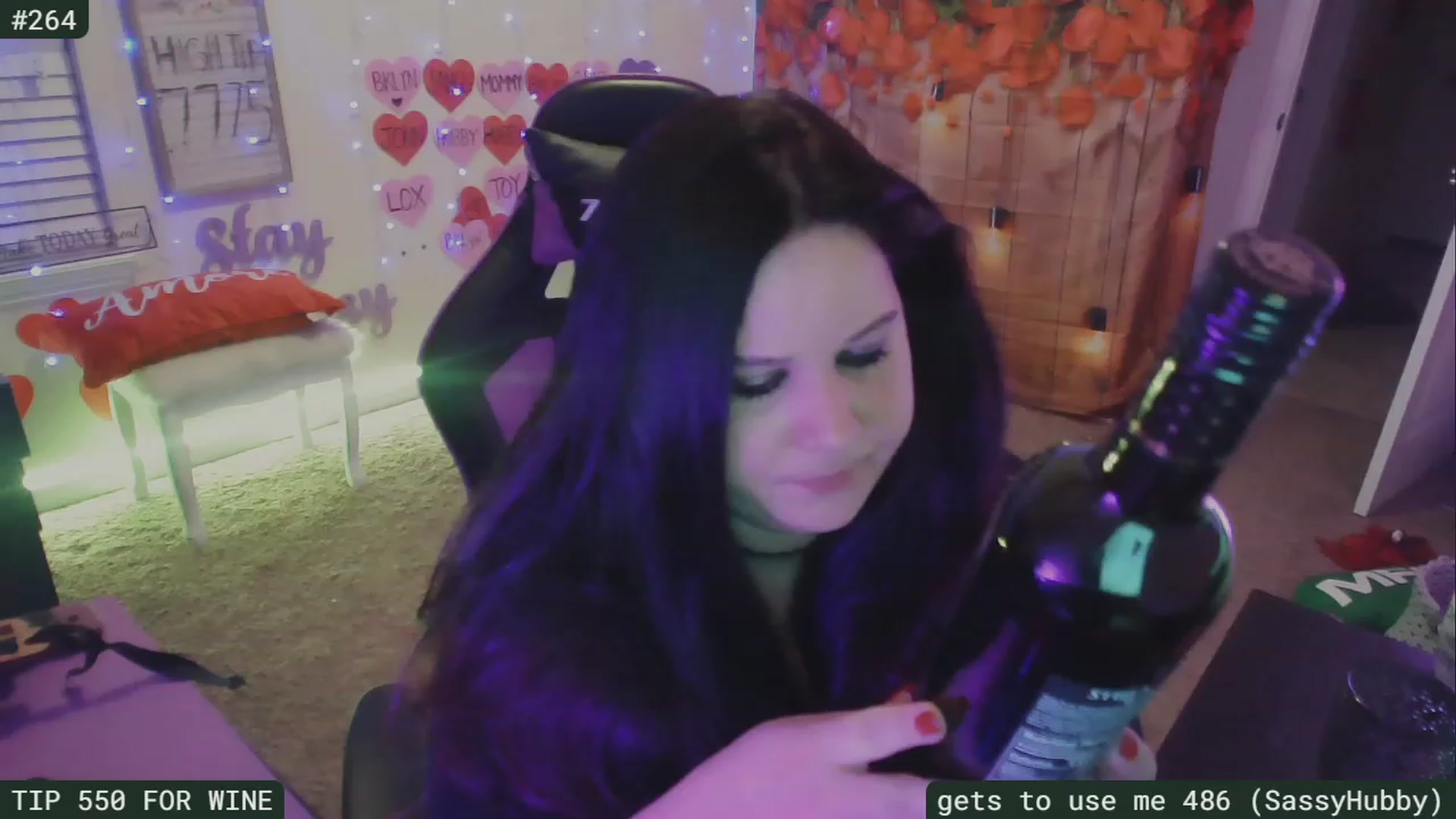 Gallery image thumbnail from SassySarah94's myfreecams stream on, 03/01/2023, 06:28 image 15 of 20