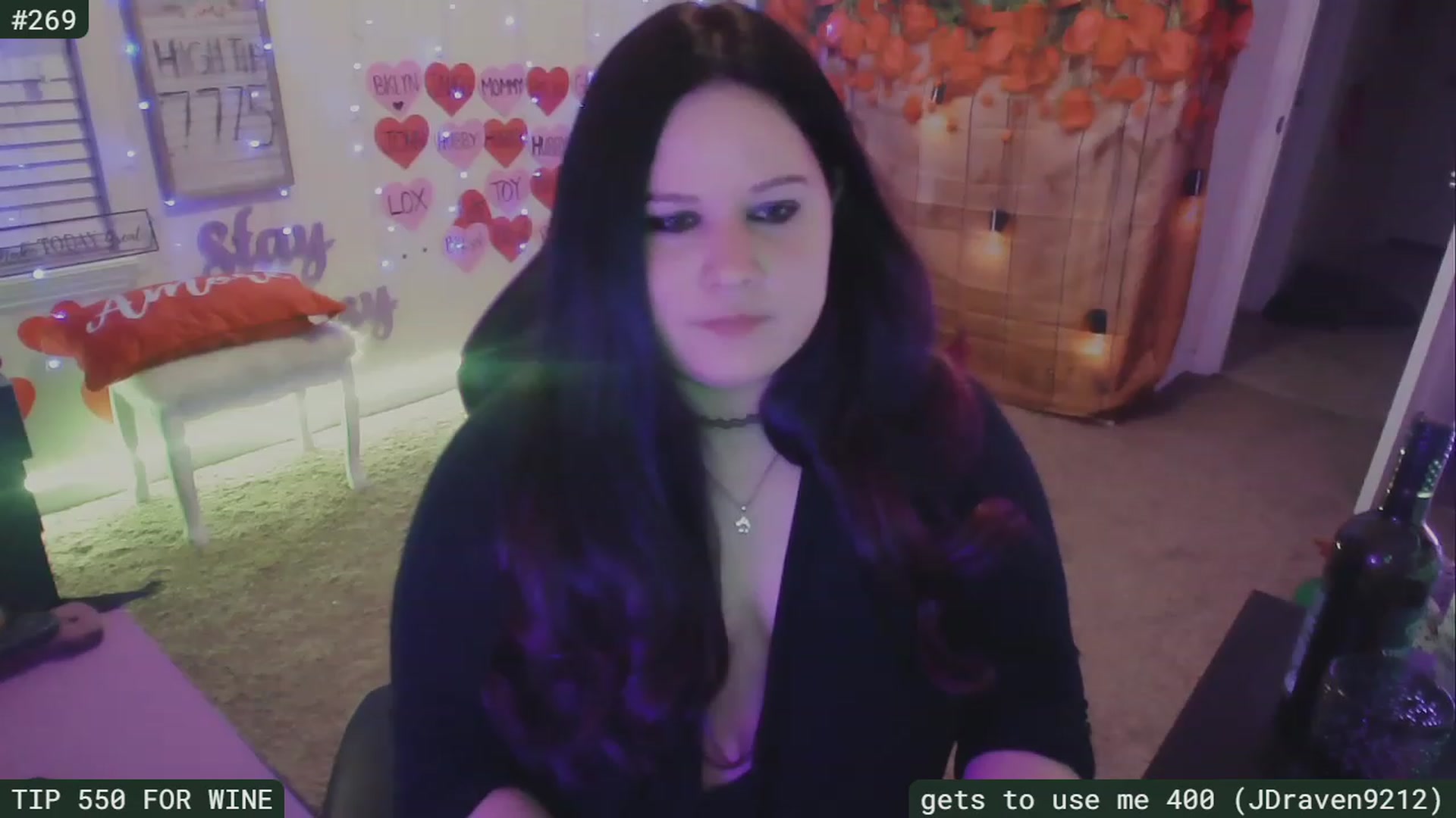 Gallery image thumbnail from SassySarah94's myfreecams stream on, 03/01/2023, 06:28 image 3 of 20