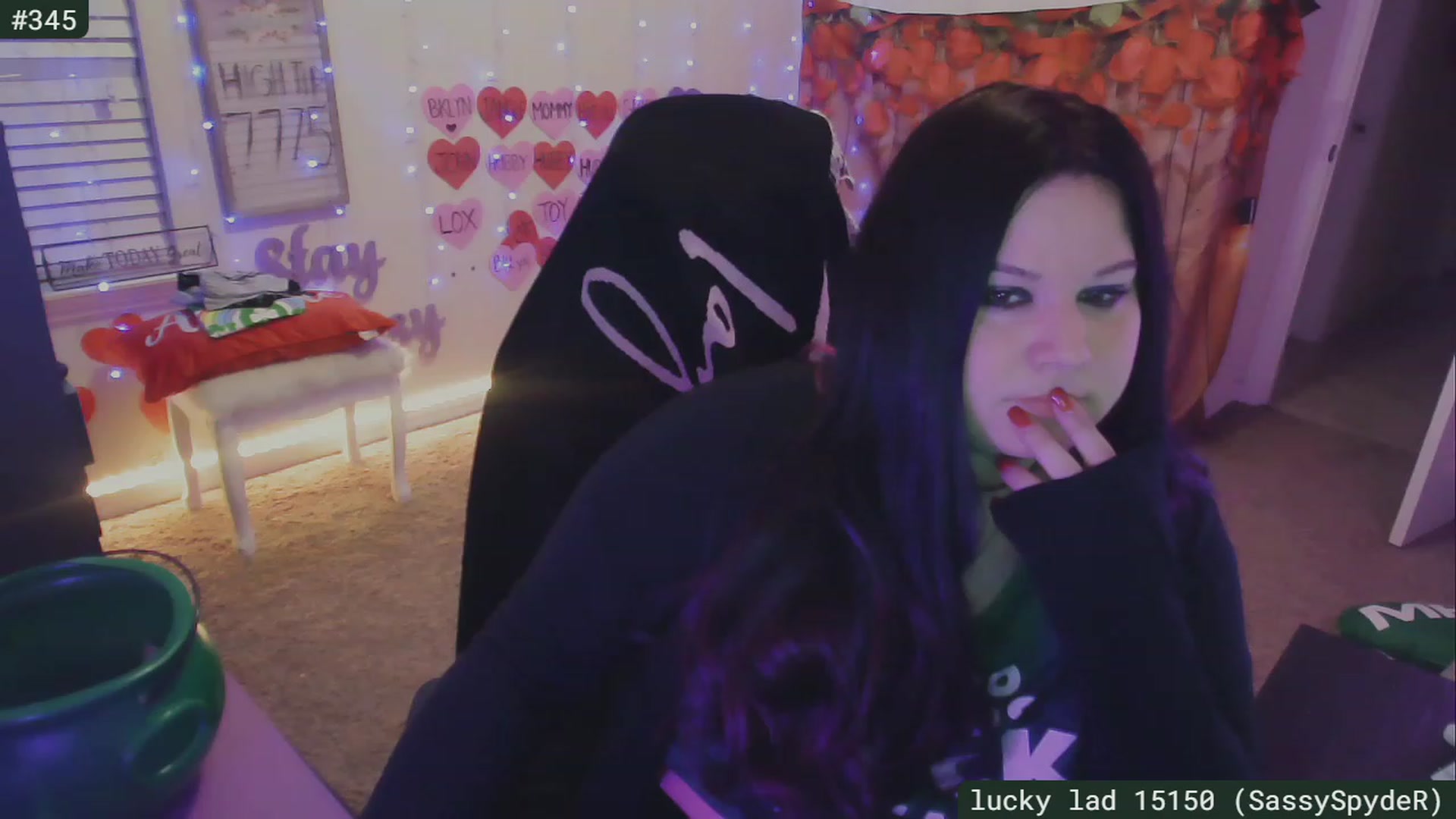 Gallery image thumbnail from SassySarah94's myfreecams stream on, 03/04/2023, 04:50 image 3 of 20