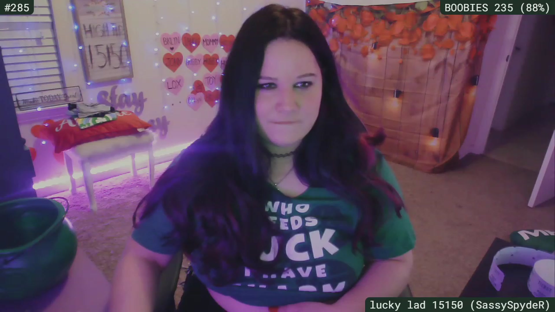 Gallery image thumbnail from SassySarah94's myfreecams stream on, 03/04/2023, 06:33 image 10 of 20