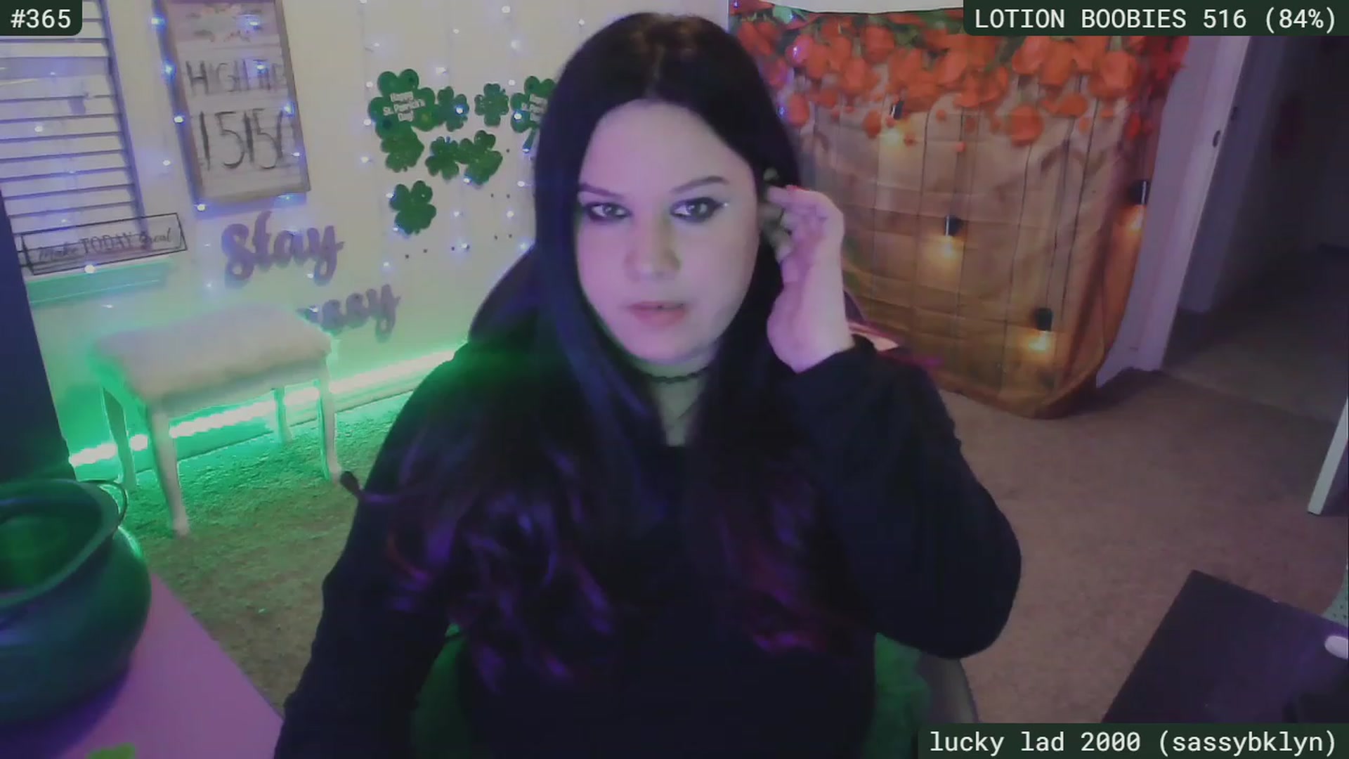 Gallery image thumbnail from SassySarah94's myfreecams stream on, 03/06/2023, 04:19 image 7 of 20