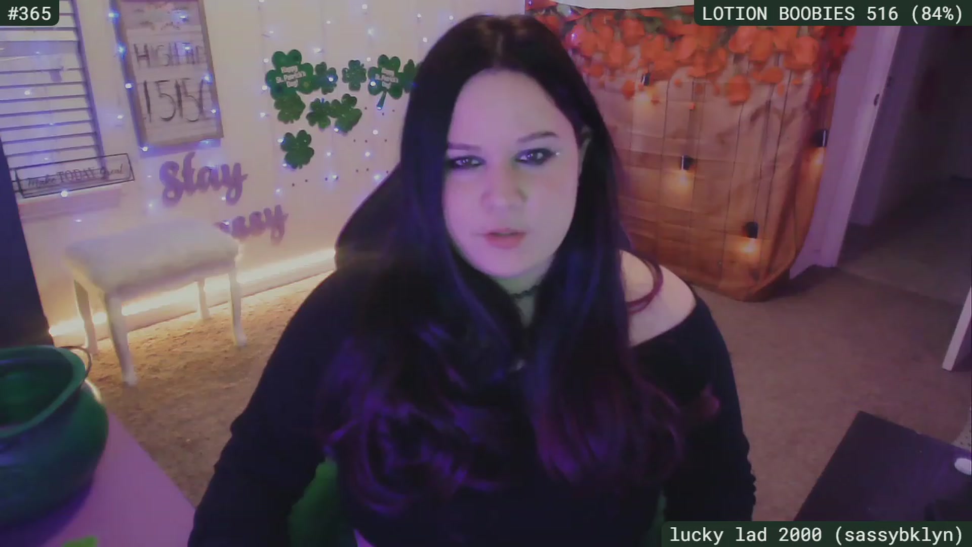 Gallery image thumbnail from SassySarah94's myfreecams stream on, 03/06/2023, 04:19 image 6 of 20