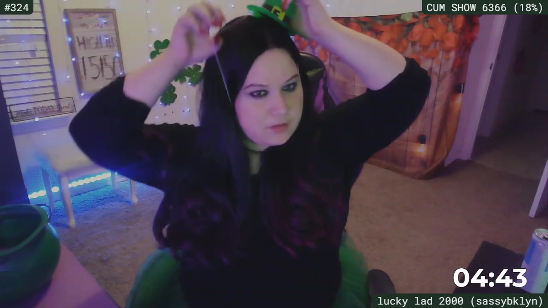 Gallery image thumbnail from SassySarah94's myfreecams stream on, 03/06/2023, 04:19 image 13 of 20