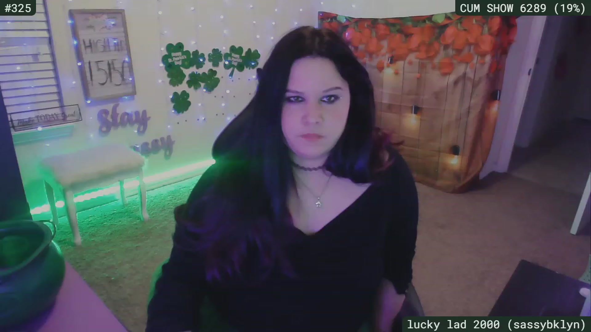 Gallery image thumbnail from SassySarah94's myfreecams stream on, 03/06/2023, 04:19 image 15 of 20