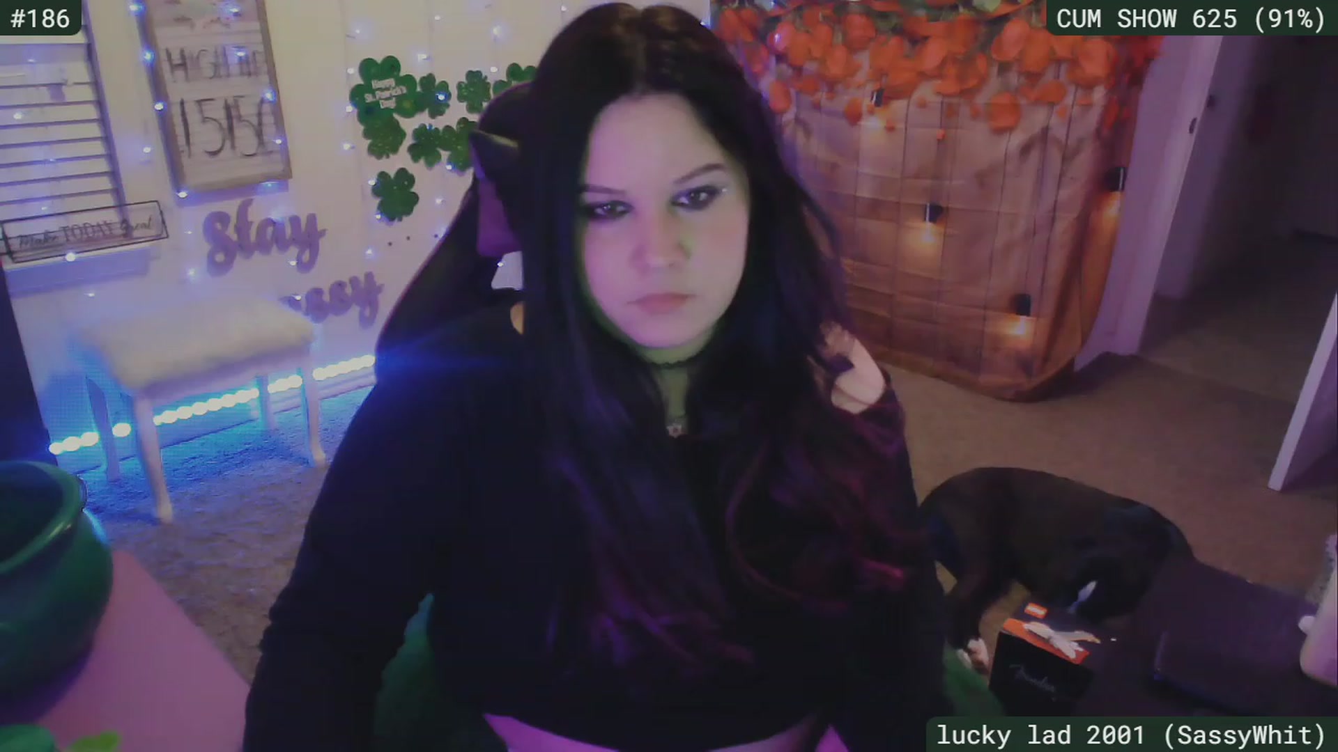 Gallery image thumbnail from SassySarah94's myfreecams stream on, 03/06/2023, 07:26 image 17 of 20