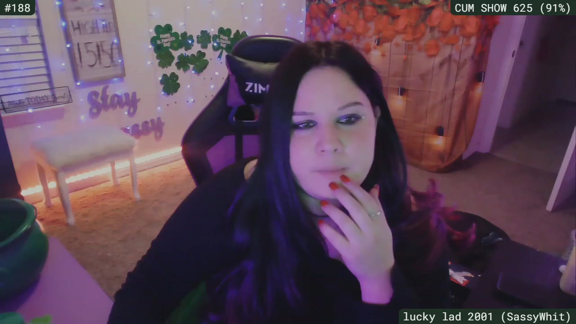 Gallery image thumbnail from SassySarah94's myfreecams stream on, 03/06/2023, 07:26 image 11 of 20