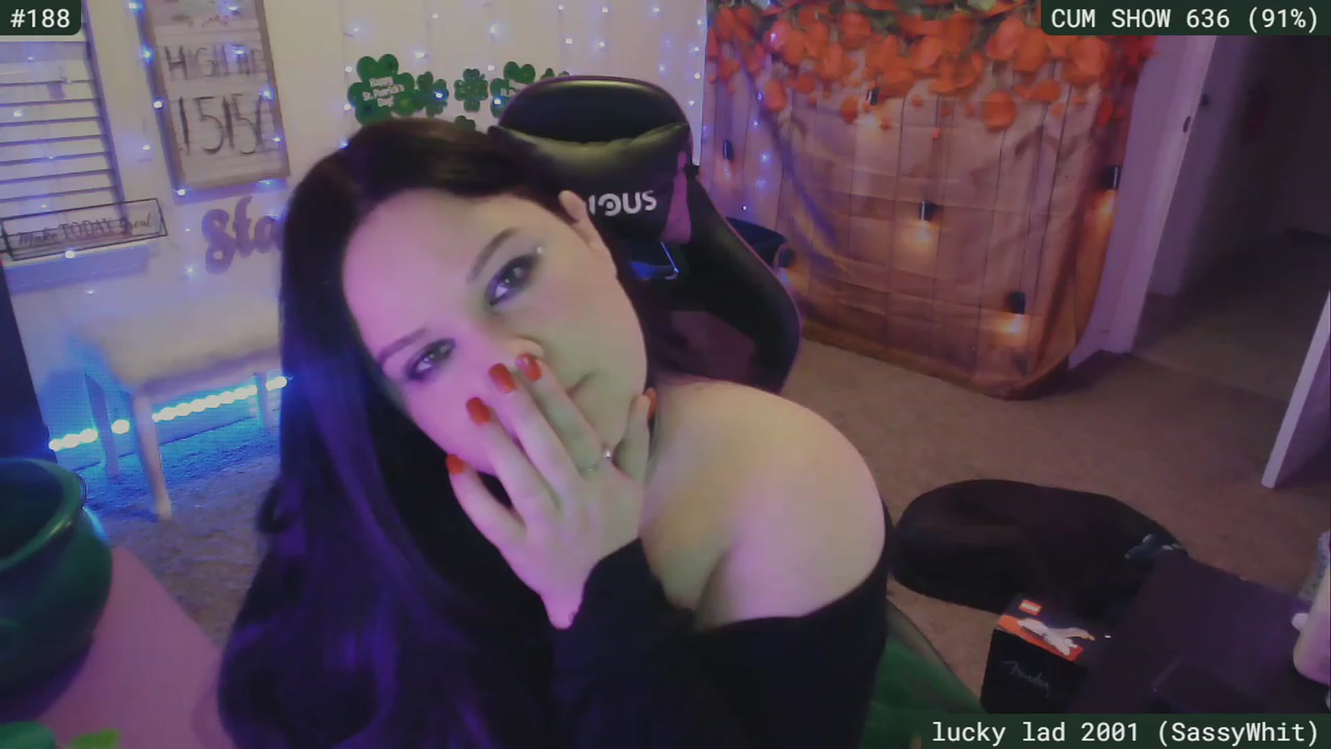 Gallery image thumbnail from SassySarah94's myfreecams stream on, 03/06/2023, 07:26 image 8 of 20