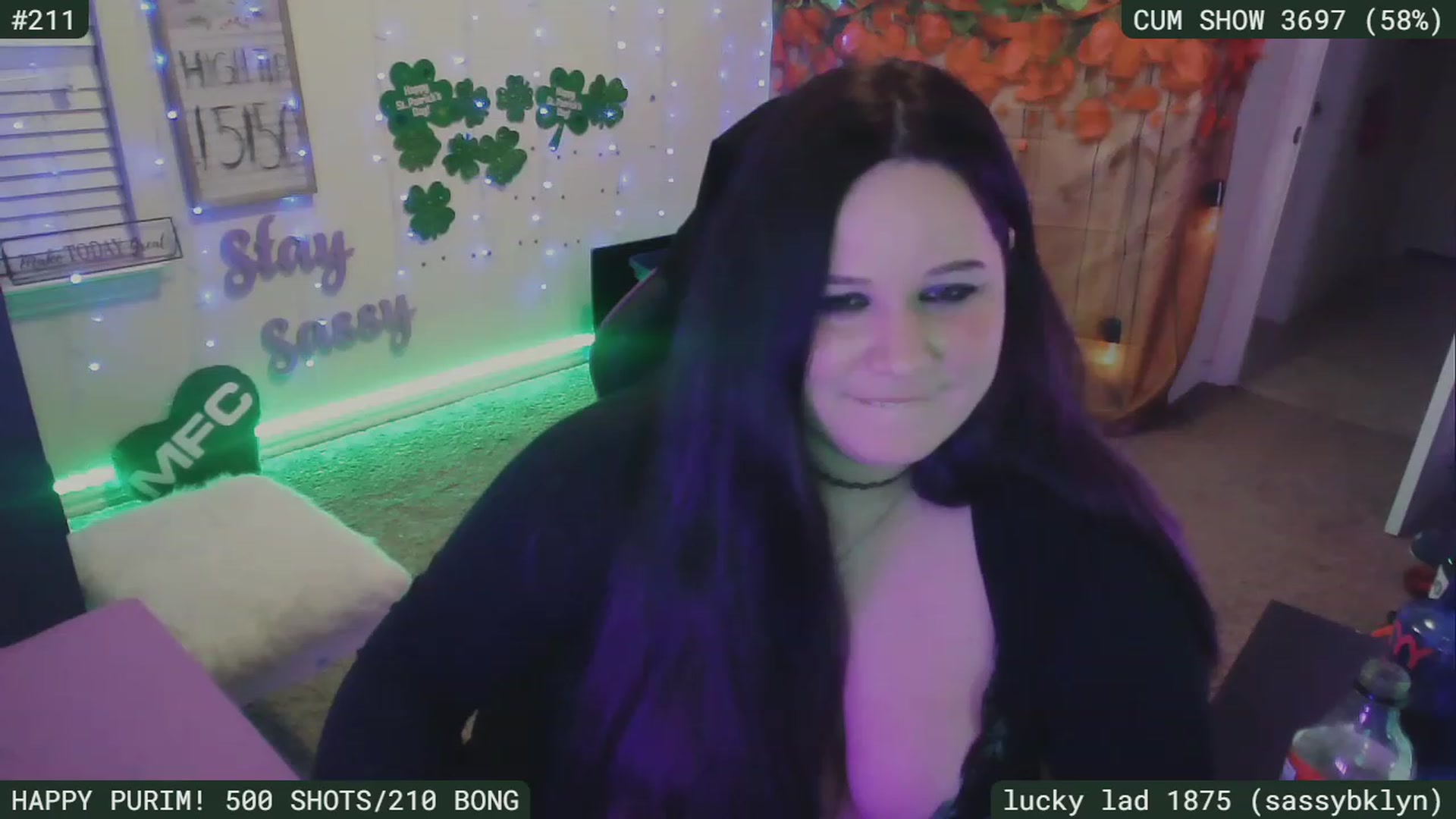Gallery image thumbnail from SassySarah94's myfreecams stream on, 03/08/2023, 07:43 image 8 of 20