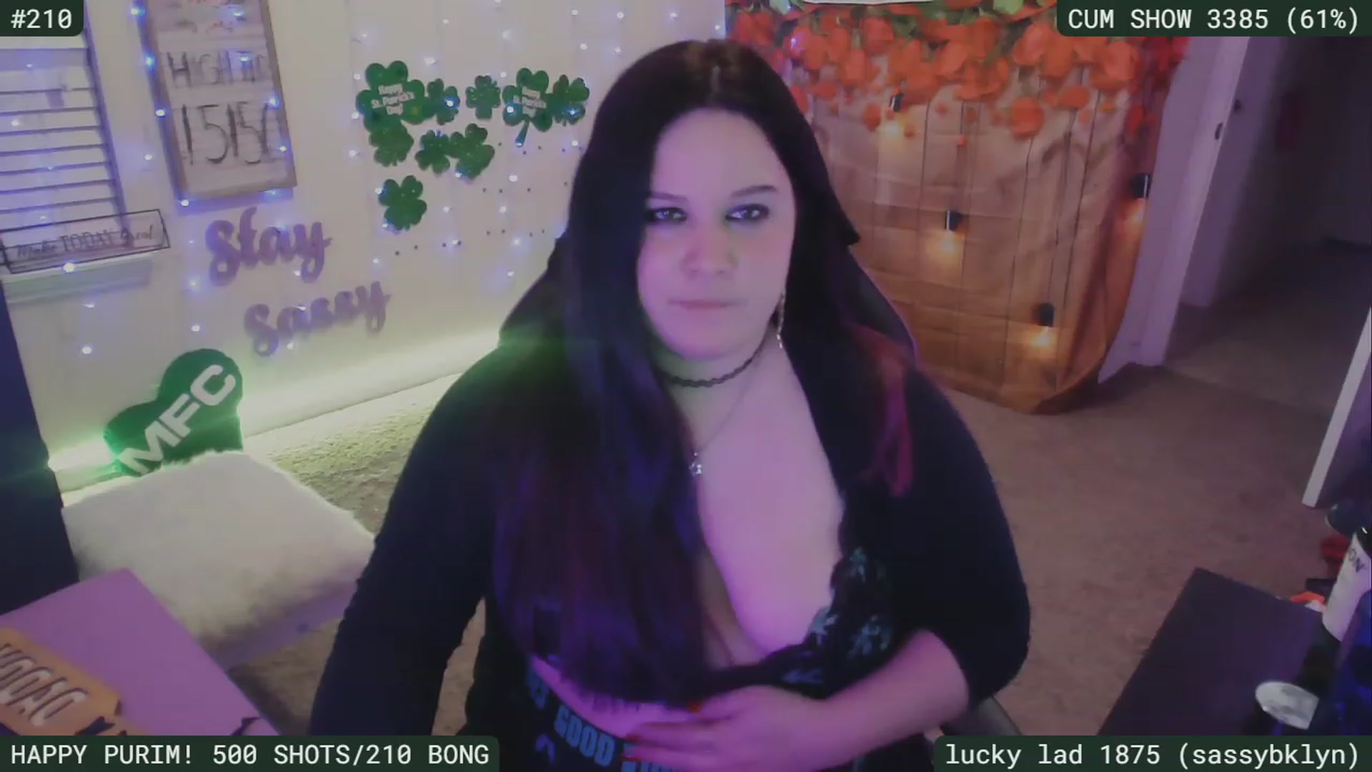 Gallery image thumbnail from SassySarah94's myfreecams stream on, 03/08/2023, 07:43 image 15 of 20