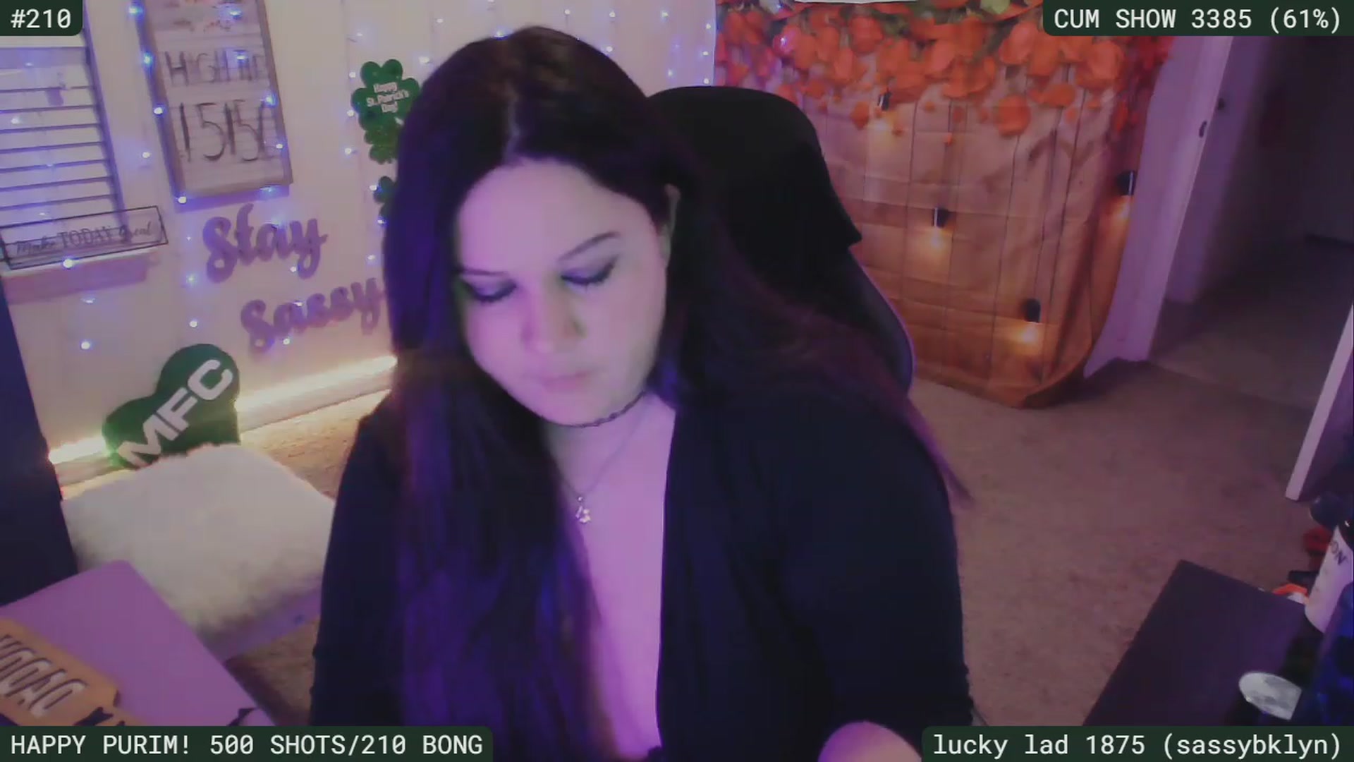Gallery image thumbnail from SassySarah94's myfreecams stream on, 03/08/2023, 07:43 image 16 of 20