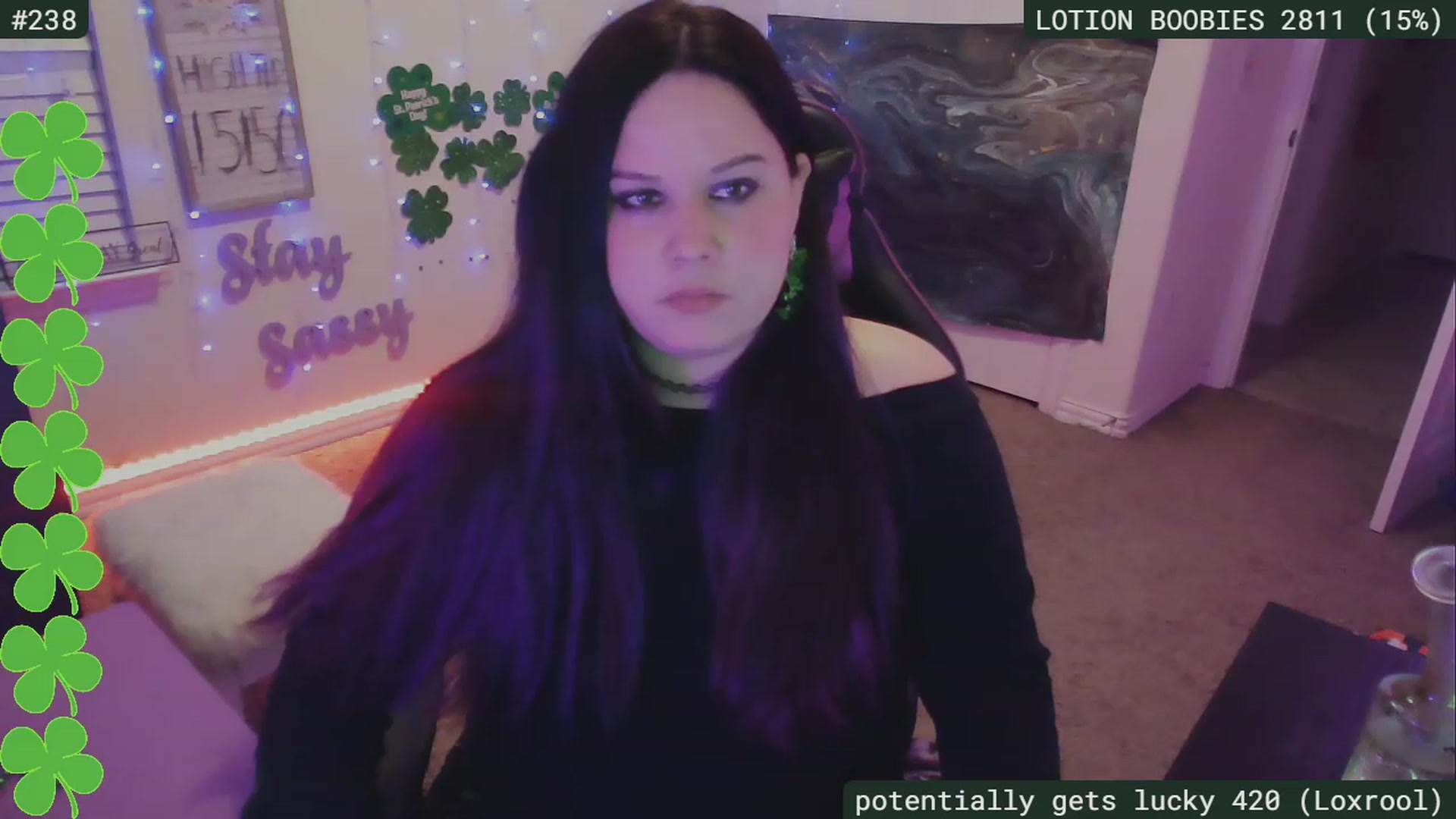 Gallery image thumbnail from SassySarah94's myfreecams stream on, 03/09/2023, 03:25 image 10 of 20