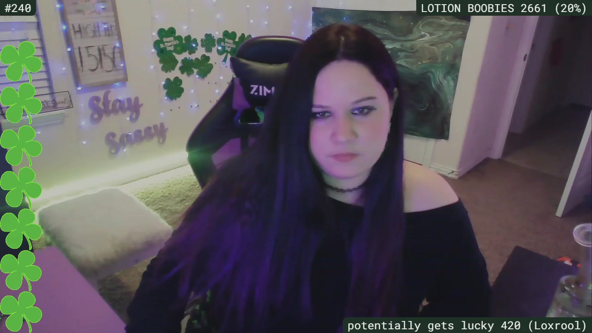 Gallery image thumbnail from SassySarah94's myfreecams stream on, 03/09/2023, 03:25 image 16 of 20