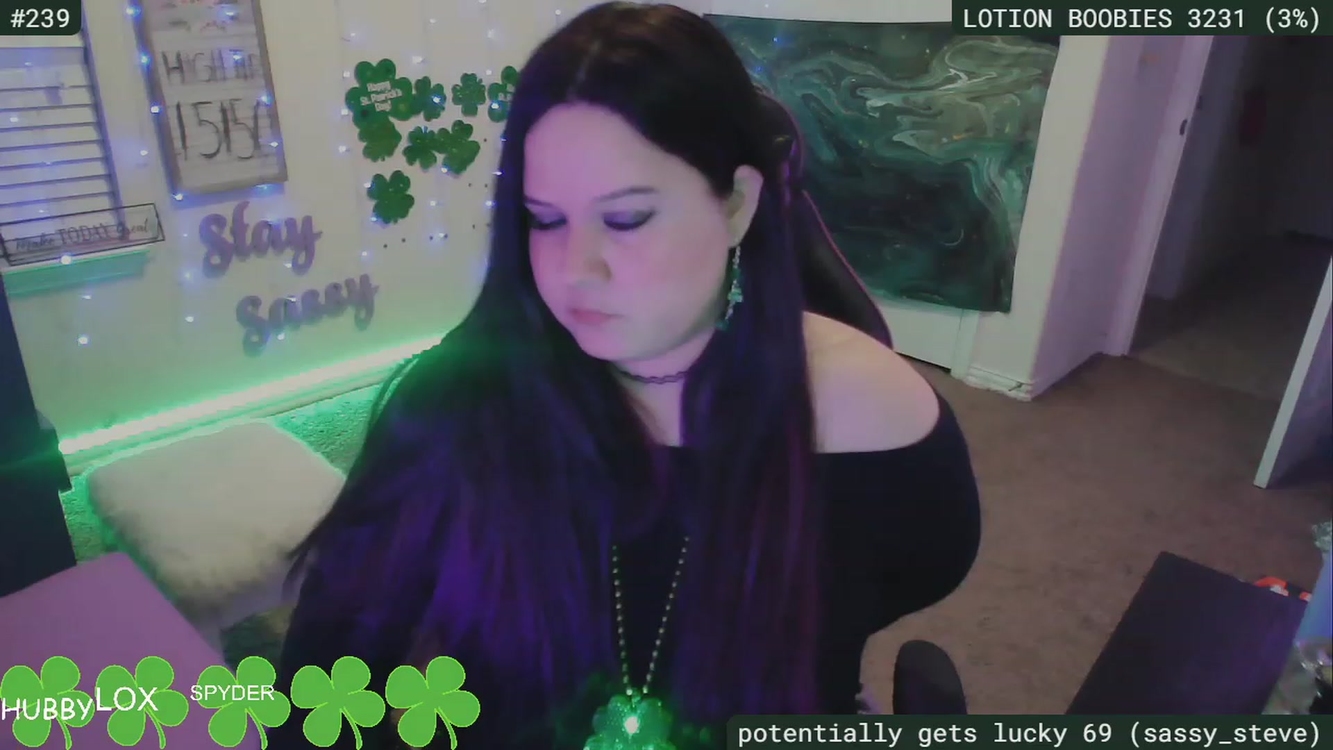 Gallery image thumbnail from SassySarah94's myfreecams stream on, 03/09/2023, 03:25 image 7 of 20