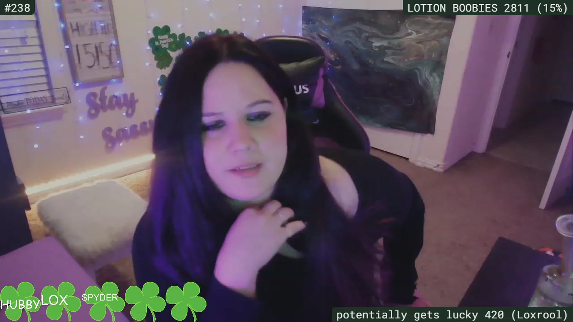 Gallery image thumbnail from SassySarah94's myfreecams stream on, 03/09/2023, 03:25 image 9 of 20