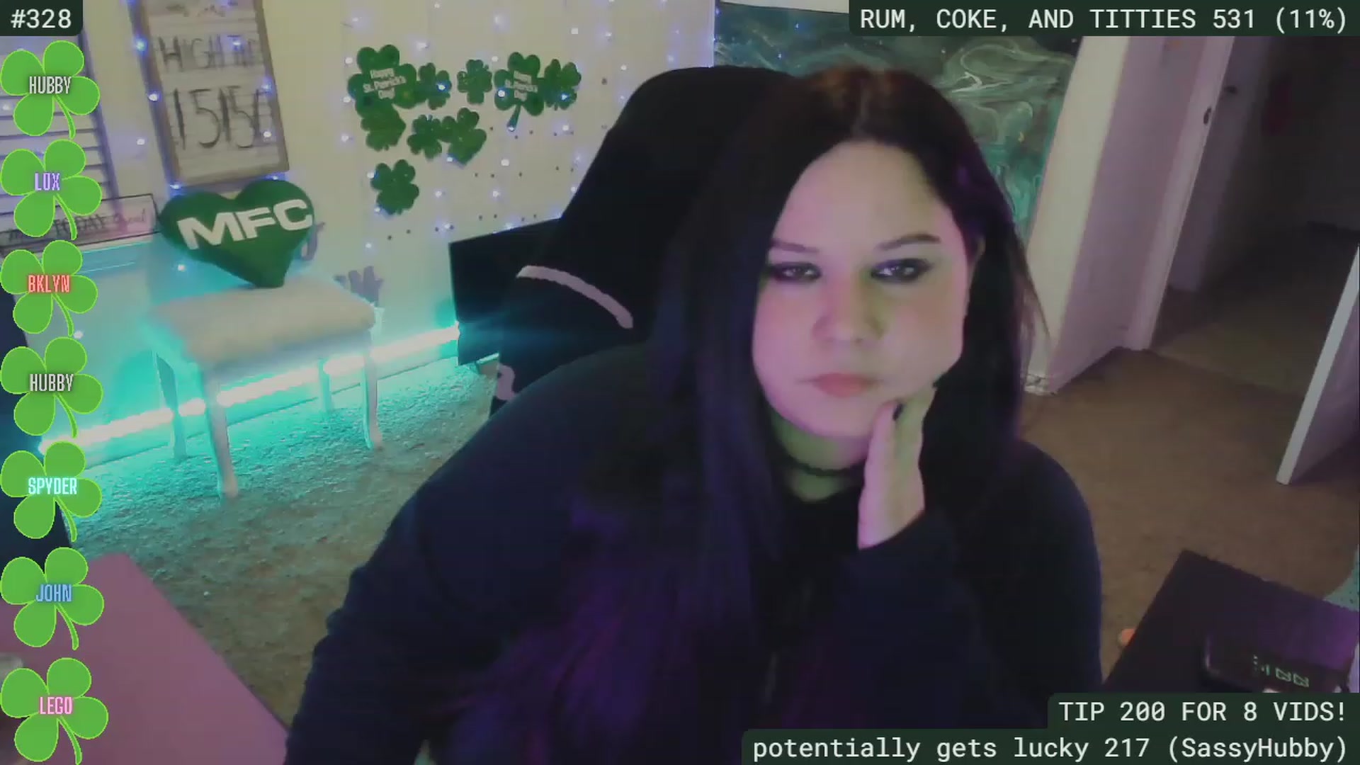 Gallery image thumbnail from SassySarah94's myfreecams stream on, 03/11/2023, 05:59 image 10 of 20