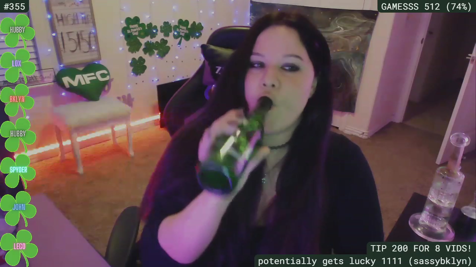 Gallery image thumbnail from SassySarah94's myfreecams stream on, 03/12/2023, 05:35 image 6 of 20