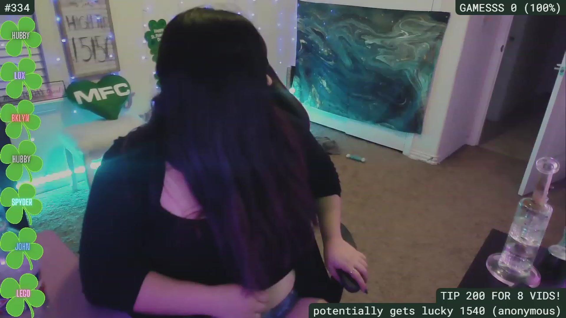Gallery image thumbnail from SassySarah94's myfreecams stream on, 03/12/2023, 05:35 image 10 of 20