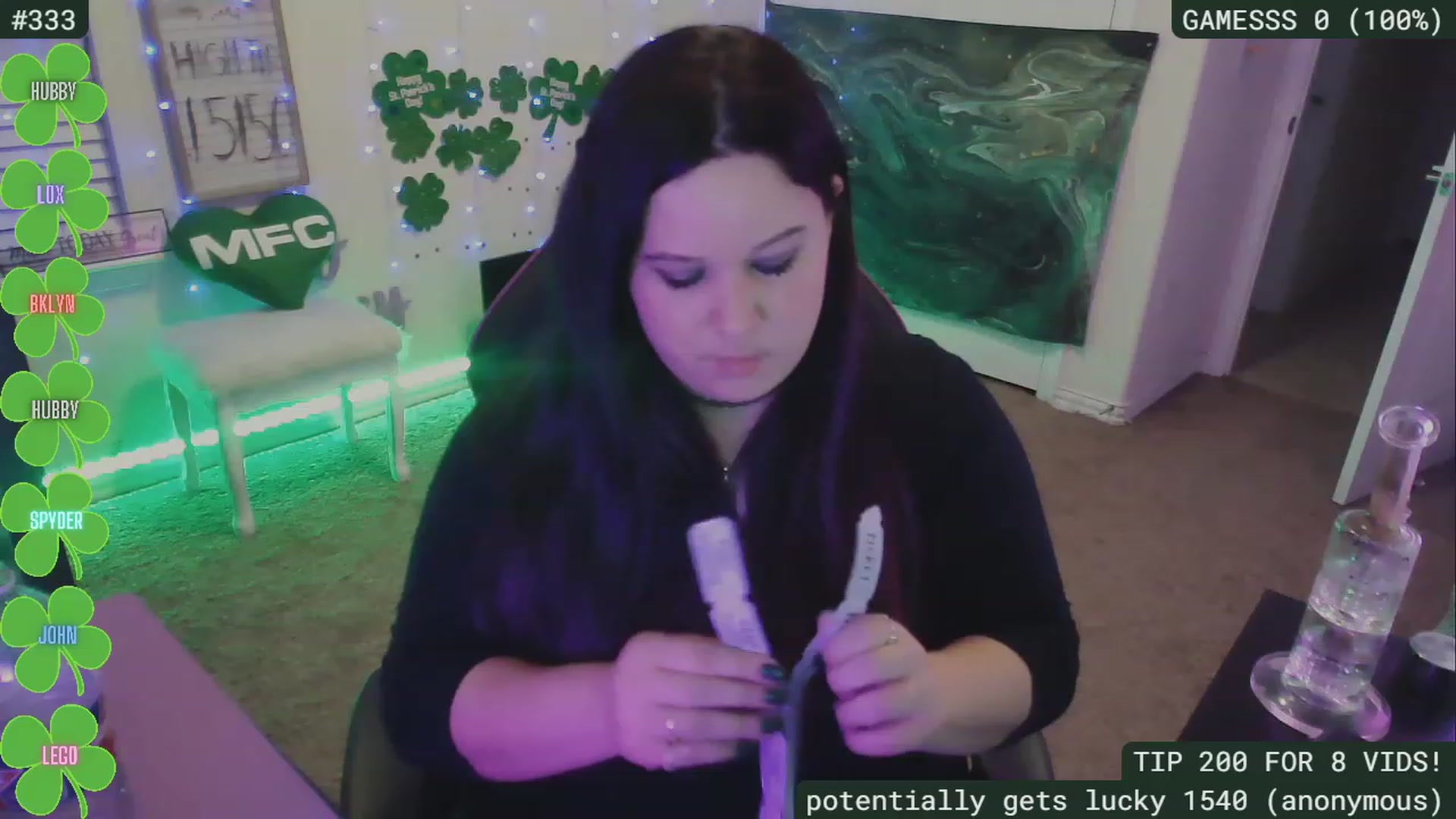 Gallery image thumbnail from SassySarah94's myfreecams stream on, 03/12/2023, 05:35 image 9 of 20