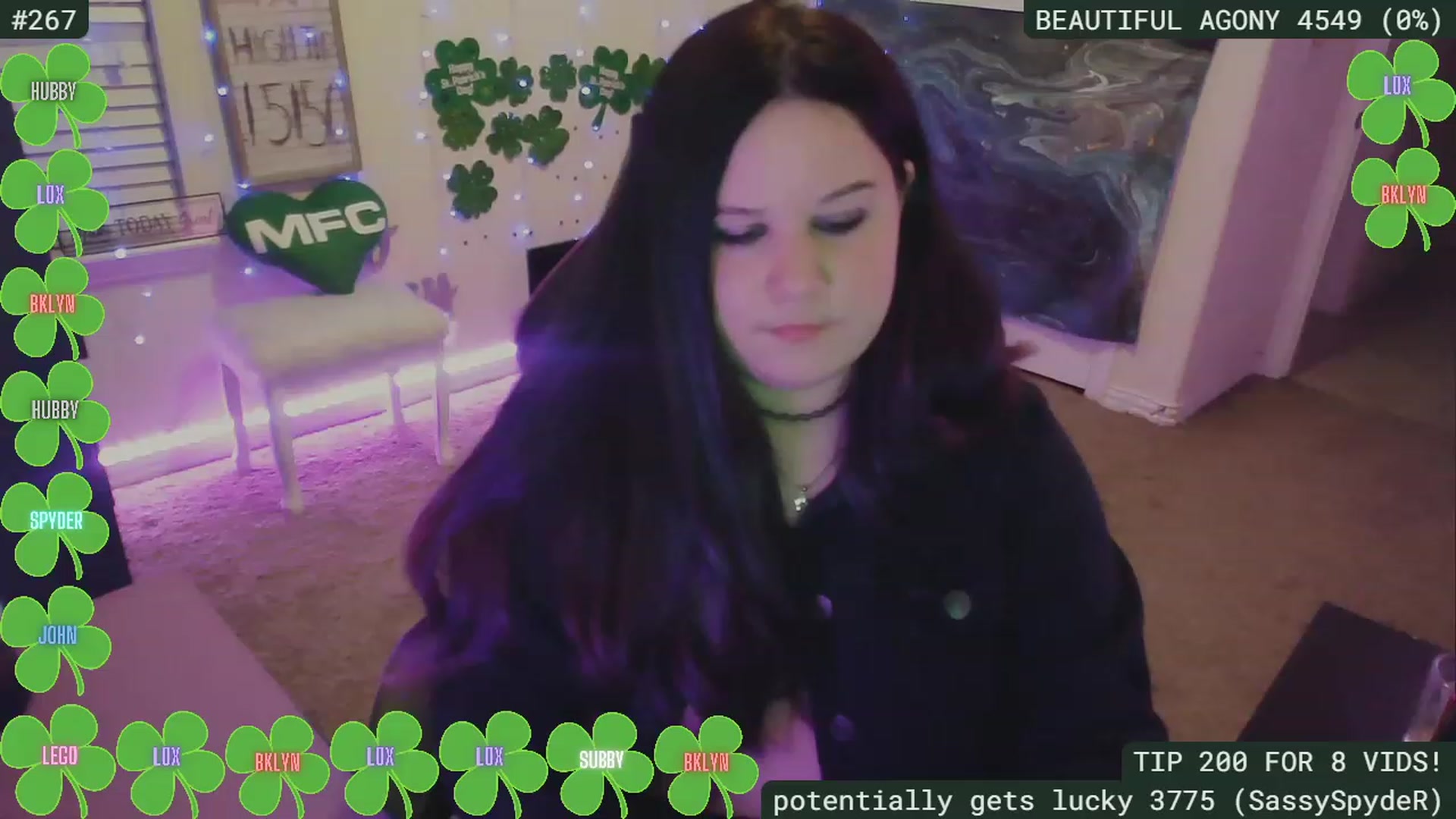 Gallery image thumbnail from SassySarah94's myfreecams stream on, 03/14/2023, 05:16 image 17 of 20