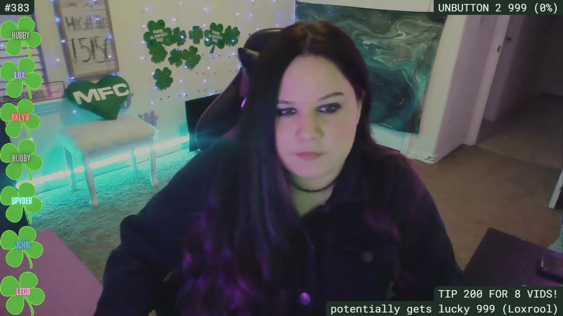 Gallery image thumbnail from SassySarah94's myfreecams stream on, 03/14/2023, 05:16 image 1 of 20