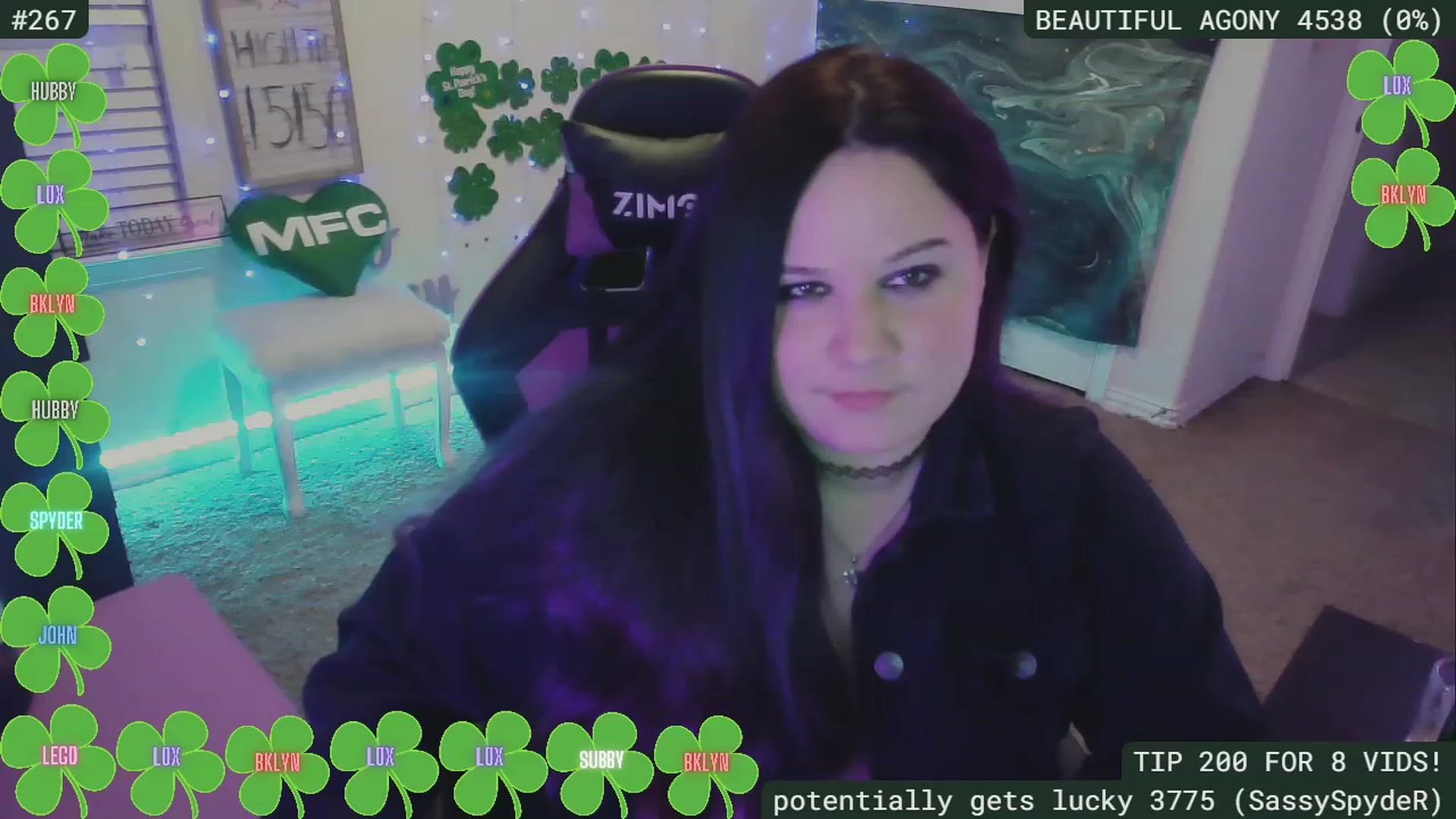 Gallery image thumbnail from SassySarah94's myfreecams stream on, 03/14/2023, 05:16 image 18 of 20