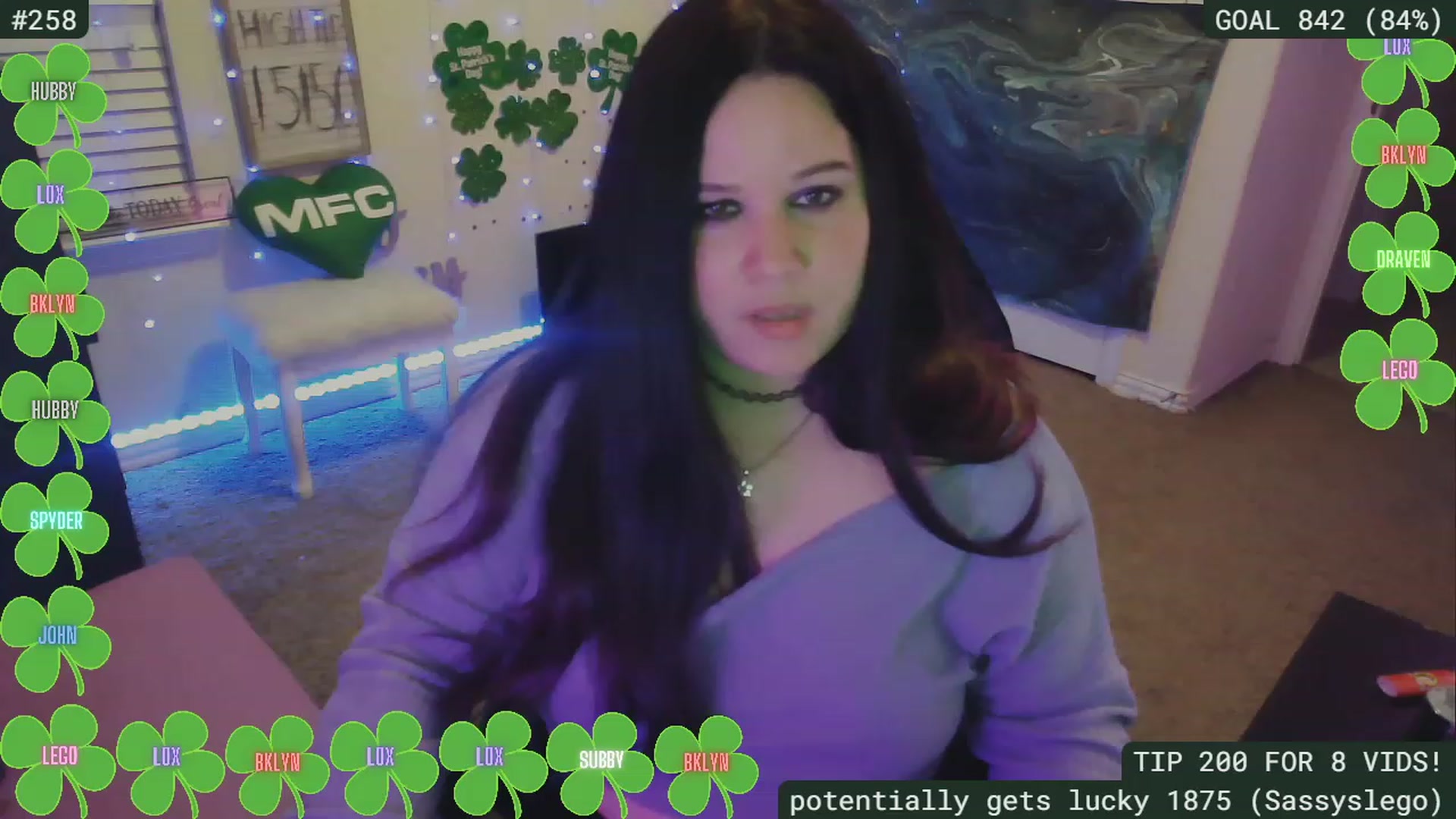 Gallery image thumbnail from SassySarah94's myfreecams stream on, 03/16/2023, 06:13 image 4 of 20