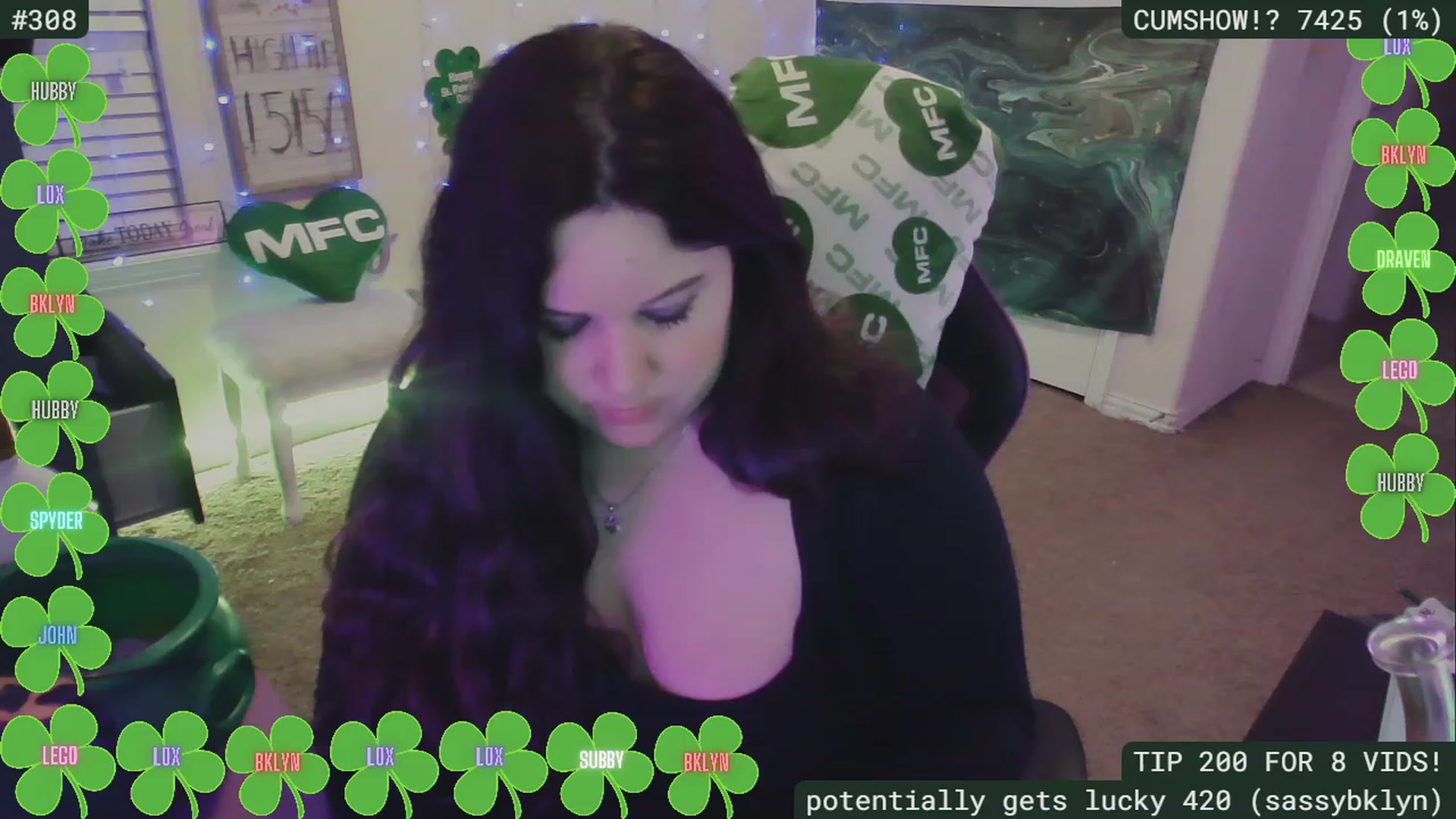 Gallery image thumbnail from SassySarah94's myfreecams stream on, 03/23/2023, 03:56 image 9 of 20