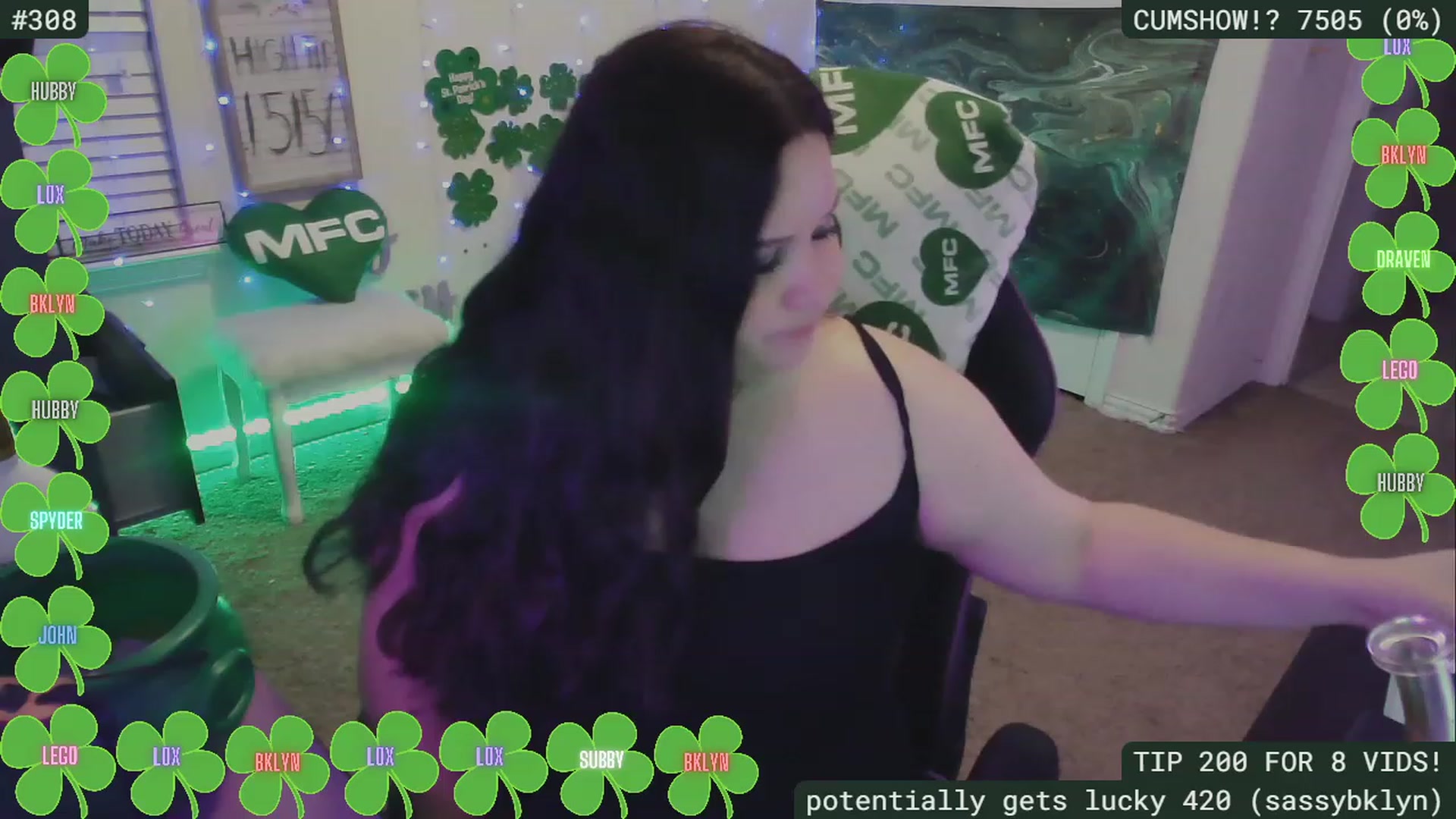 Gallery image thumbnail from SassySarah94's myfreecams stream on, 03/23/2023, 03:56 image 6 of 20