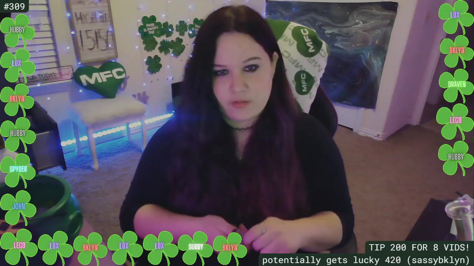 Gallery image thumbnail from SassySarah94's myfreecams stream on, 03/23/2023, 03:56 image 1 of 20