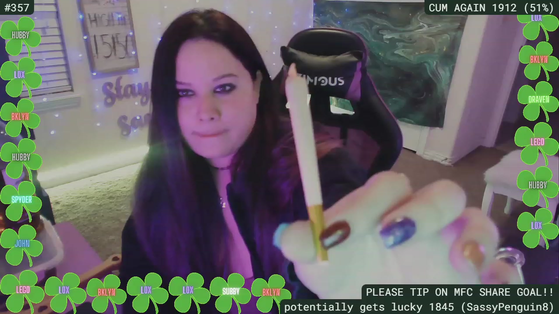 Gallery image thumbnail from SassySarah94's myfreecams stream on, 03/29/2023, 05:42 image 5 of 20