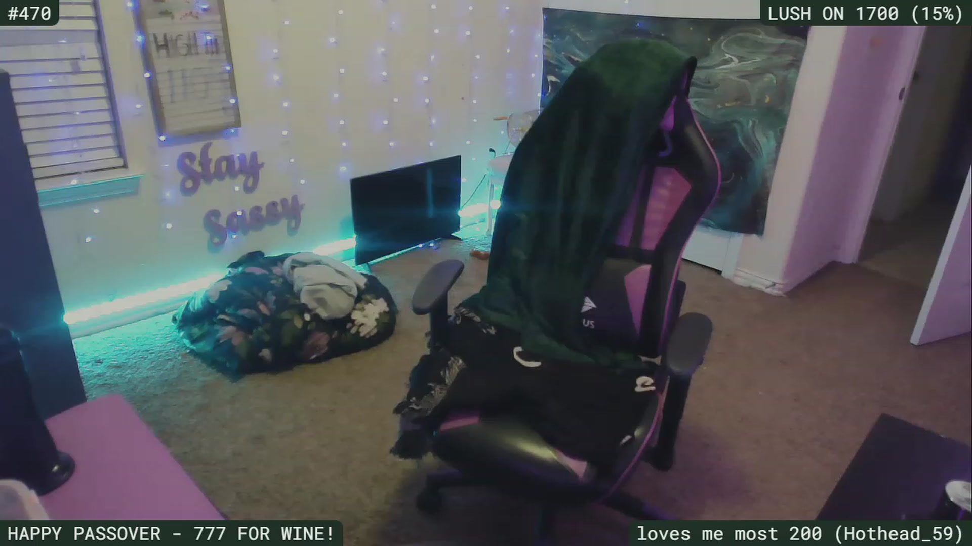 Gallery image thumbnail from SassySarah94's myfreecams stream on, 04/06/2023, 04:10 image 10 of 20