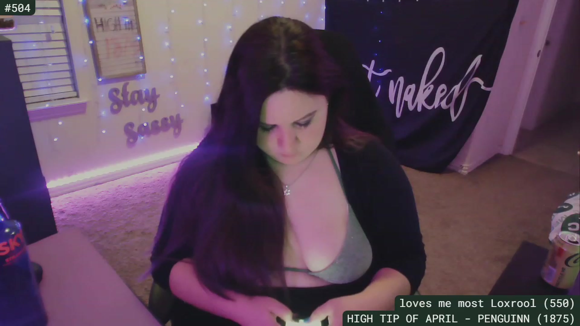 Gallery image thumbnail from SassySarah94's myfreecams stream on, 04/12/2023, 04:47 image 19 of 20
