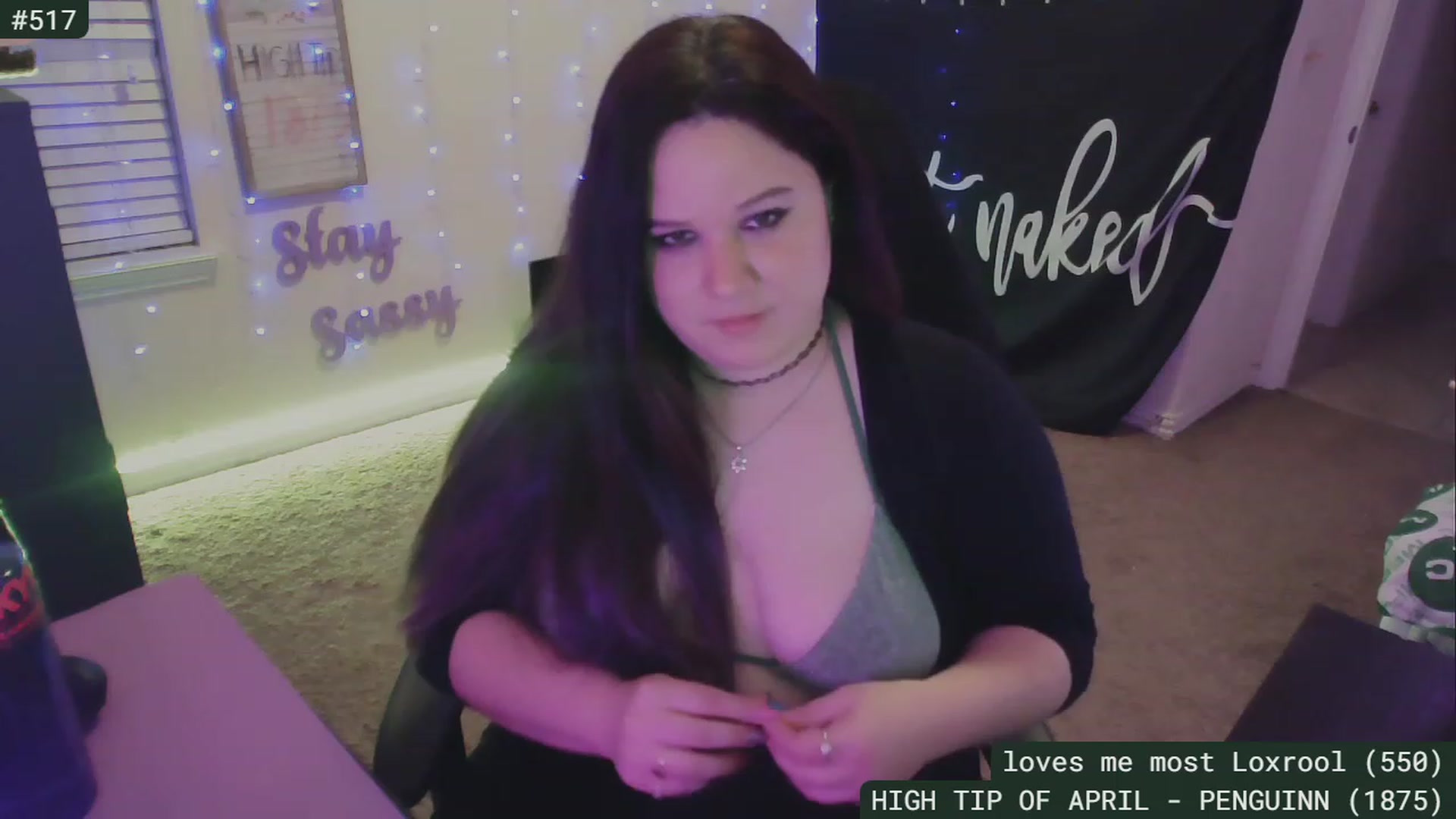 Gallery image thumbnail from SassySarah94's myfreecams stream on, 04/12/2023, 04:47 image 10 of 20