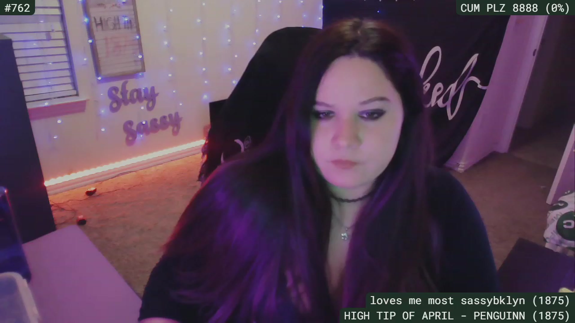 Gallery image thumbnail from SassySarah94's myfreecams stream on, 04/19/2023, 03:19 image 20 of 20