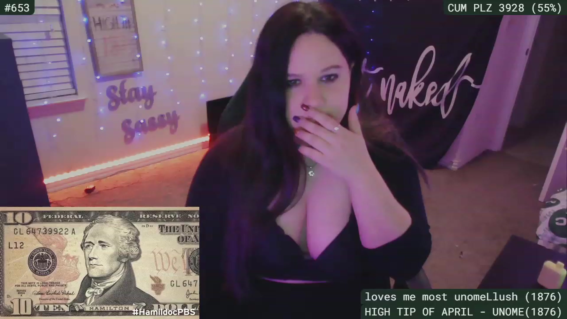 Gallery image thumbnail from SassySarah94's myfreecams stream on, 04/19/2023, 05:25 image 14 of 20