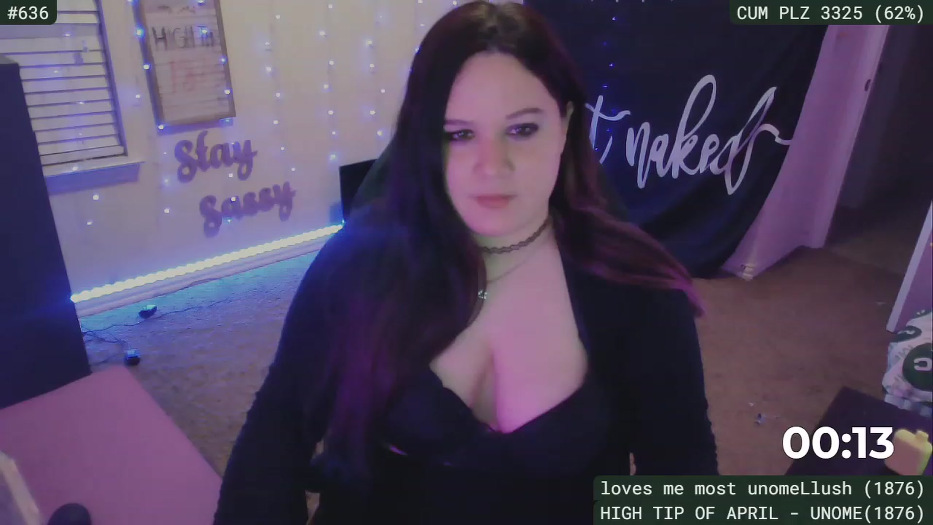 Gallery image thumbnail from SassySarah94's myfreecams stream on, 04/19/2023, 05:25 image 17 of 20