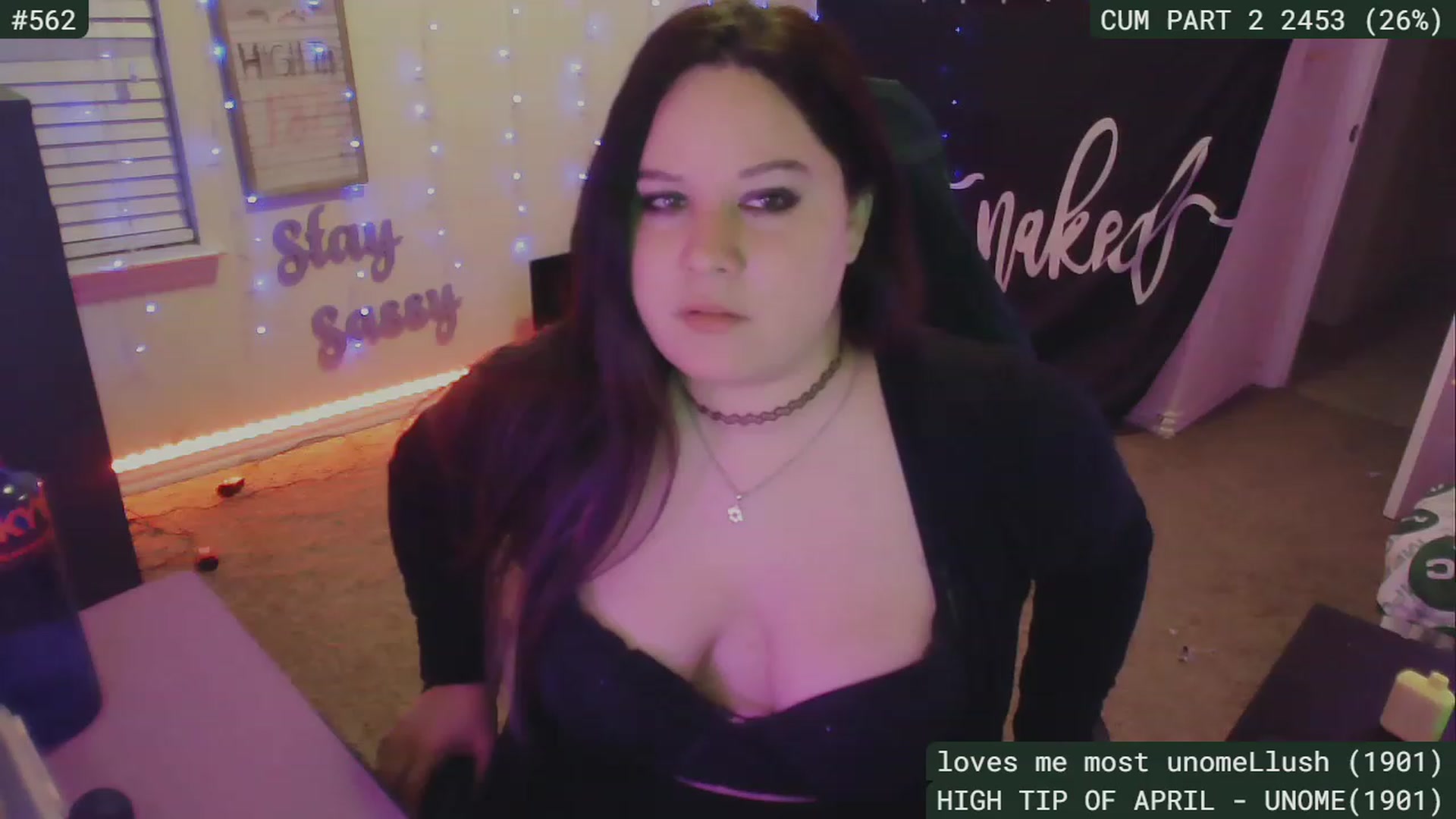 Gallery image thumbnail from SassySarah94's myfreecams stream on, 04/19/2023, 05:45 image 2 of 20