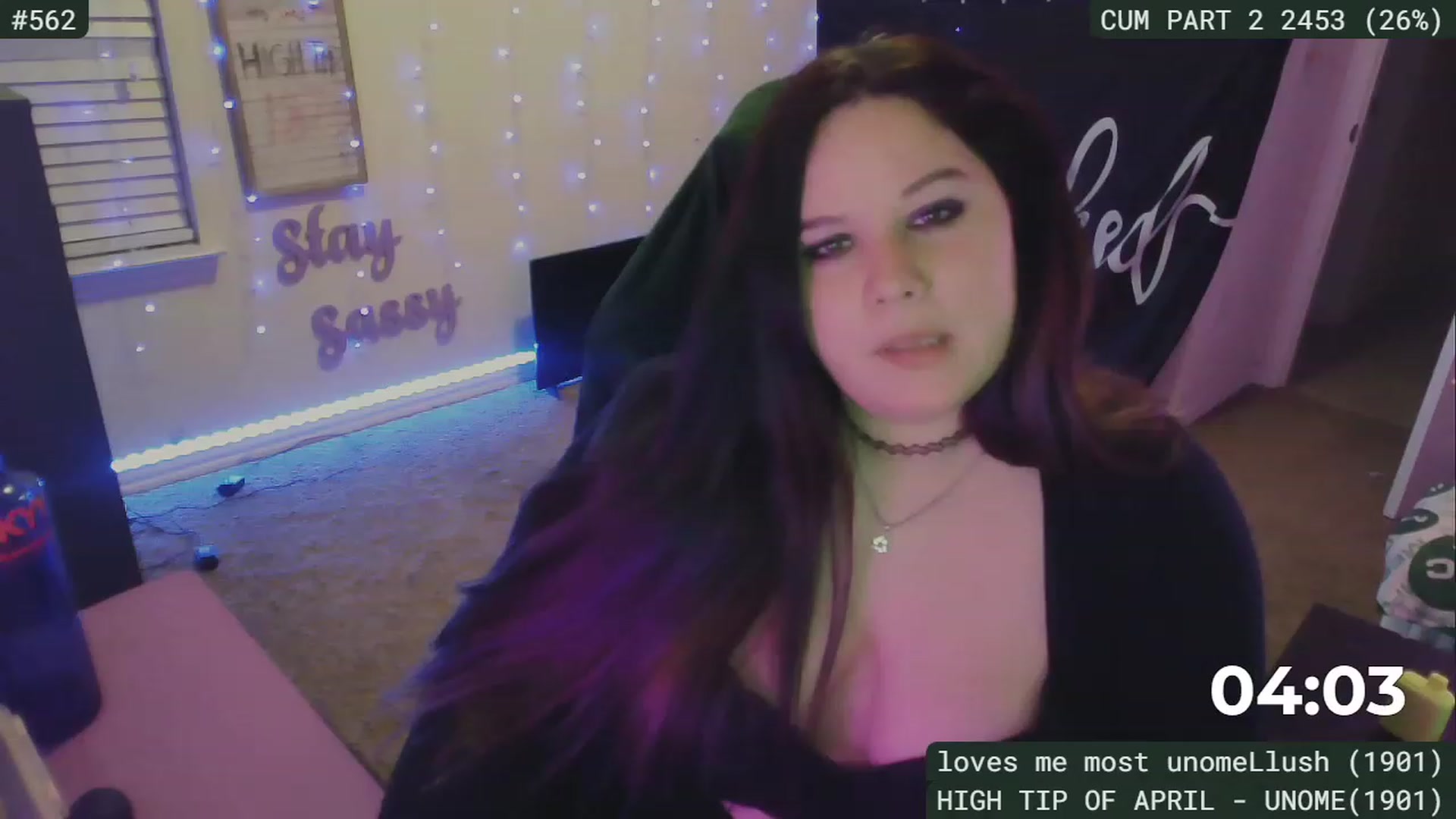 Gallery image thumbnail from SassySarah94's myfreecams stream on, 04/19/2023, 05:45 image 5 of 20