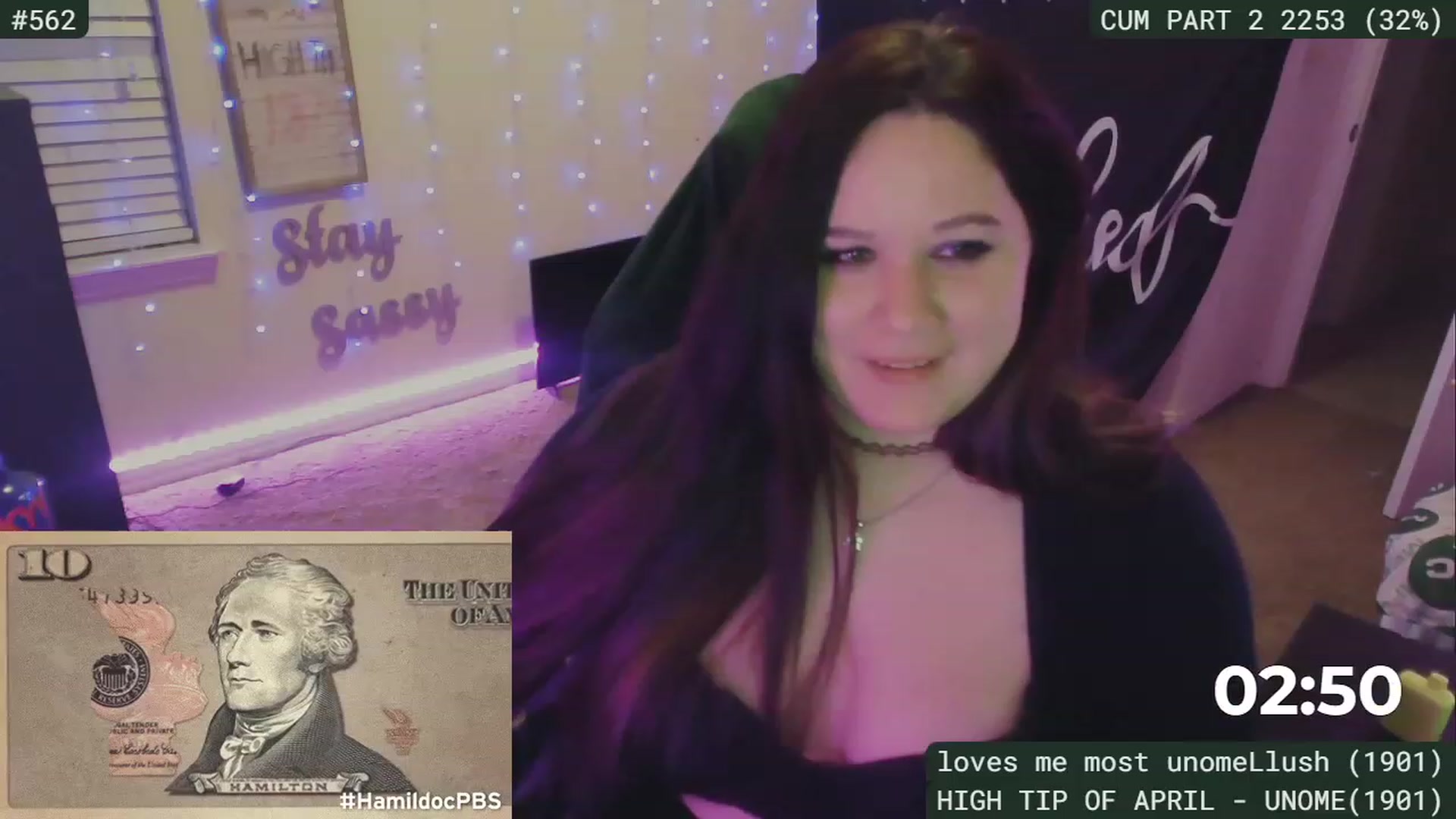 Gallery image thumbnail from SassySarah94's myfreecams stream on, 04/19/2023, 05:45 image 7 of 20