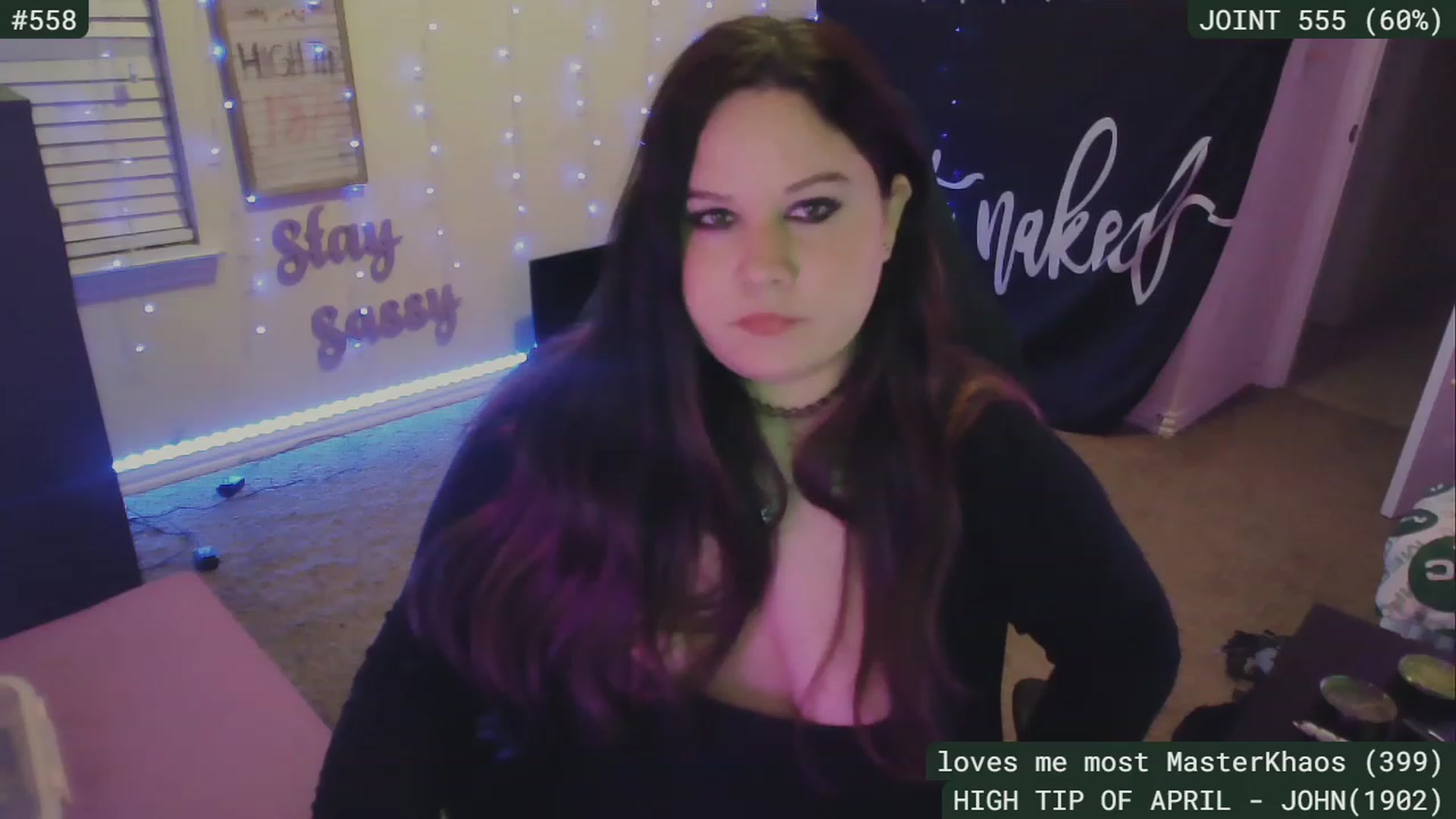 Gallery image thumbnail from SassySarah94's myfreecams stream on, 04/21/2023, 03:53 image 17 of 20