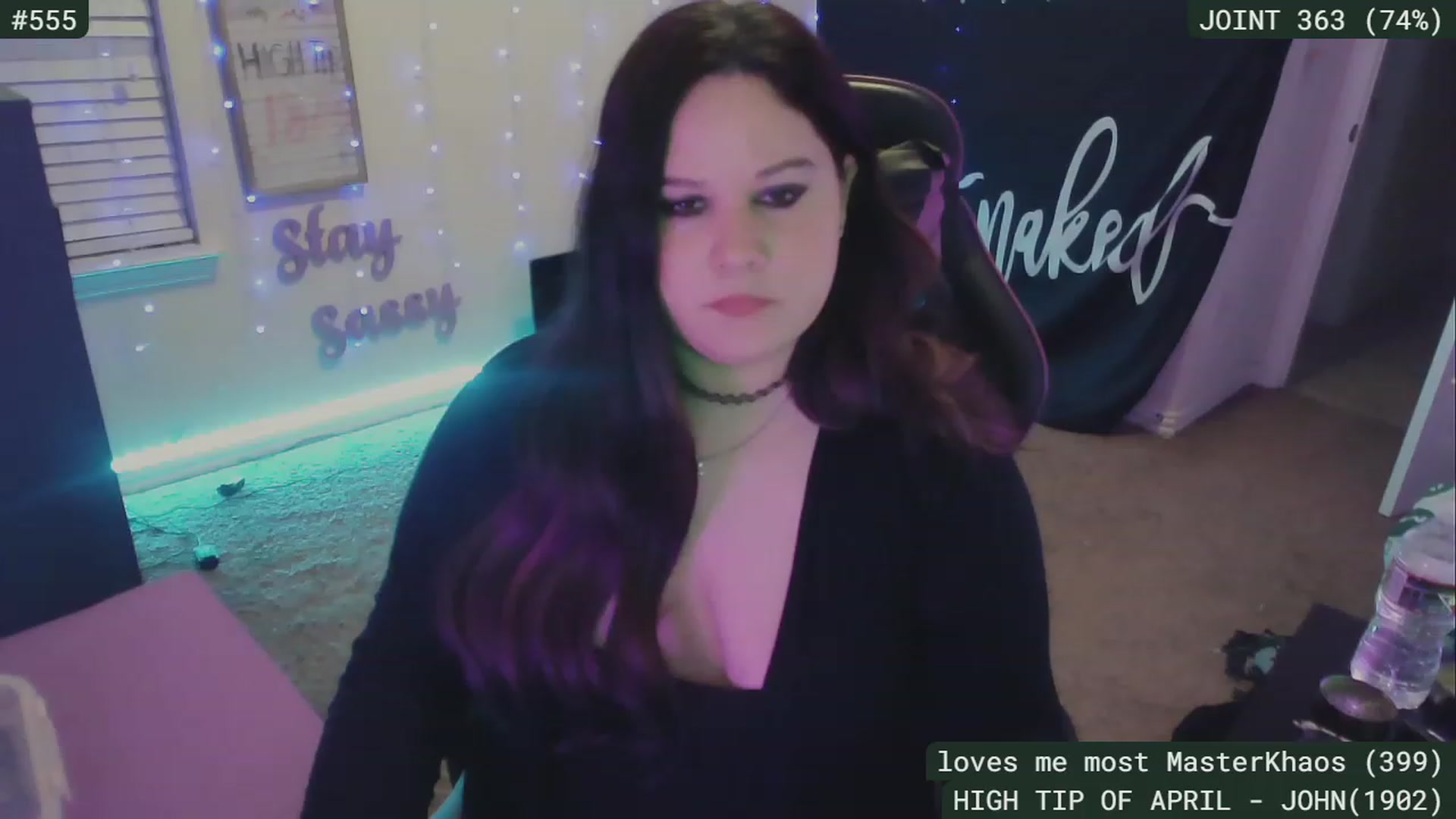 Gallery image thumbnail from SassySarah94's myfreecams stream on, 04/21/2023, 03:53 image 19 of 20