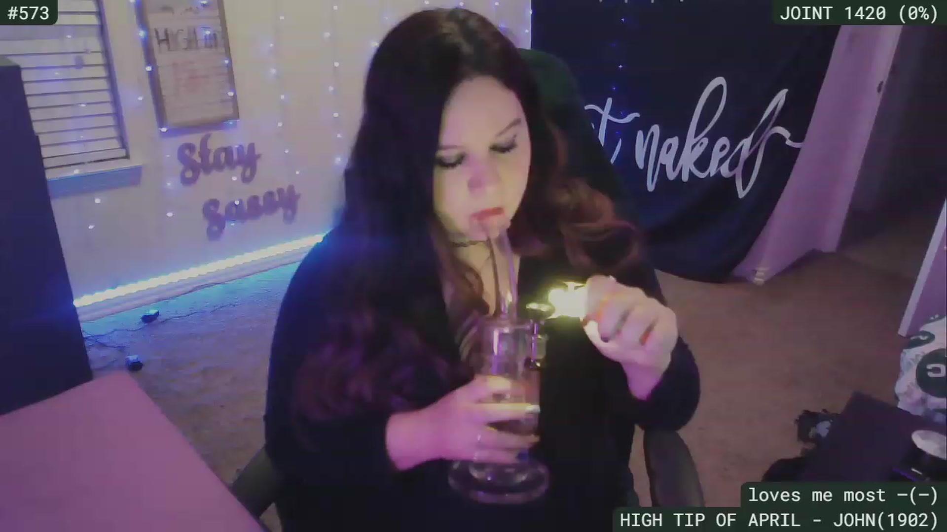 Gallery image thumbnail from SassySarah94's myfreecams stream on, 04/21/2023, 03:53 image 1 of 20
